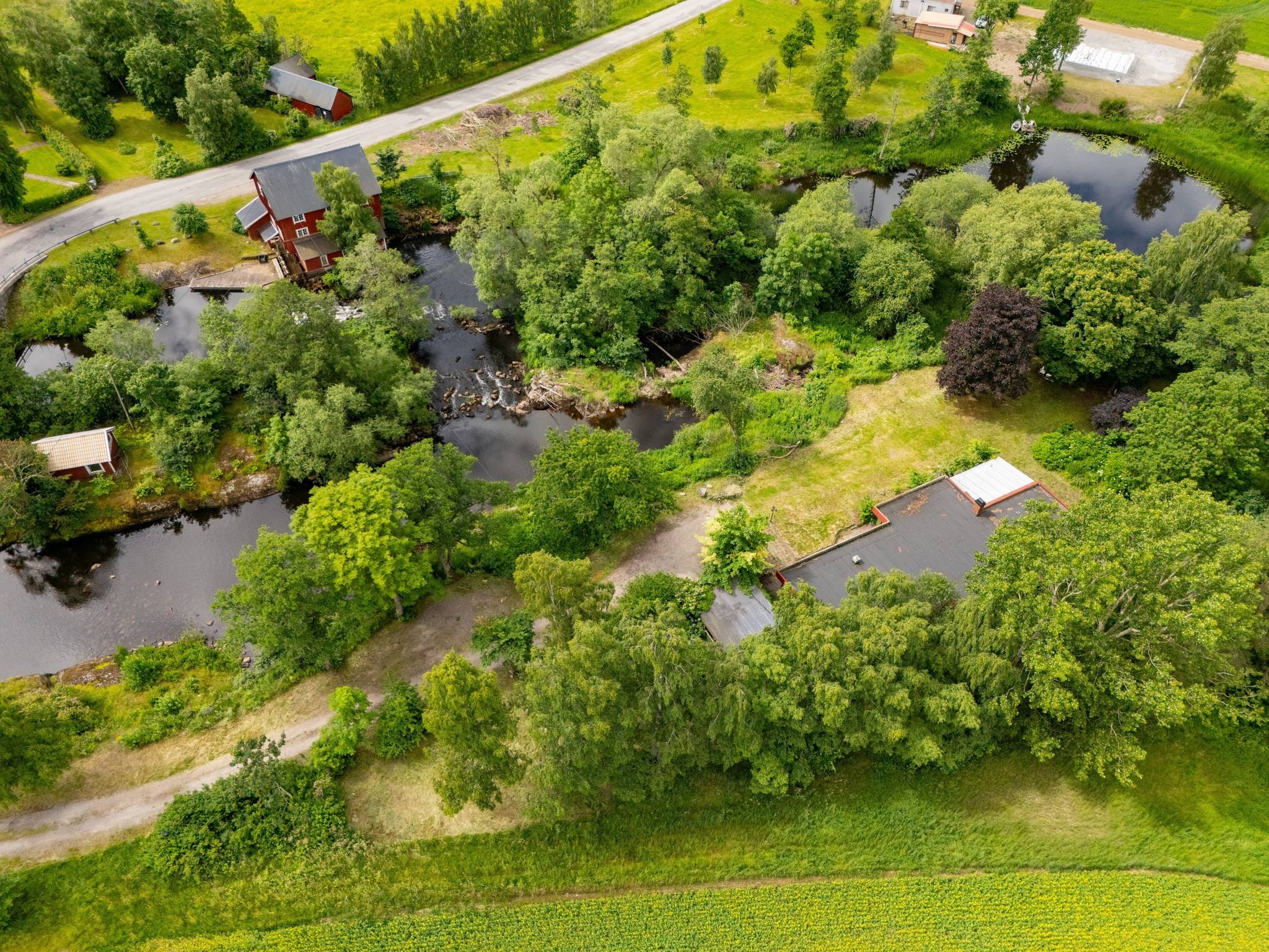 6 rum villa på Tråvad Tråvadsbro 2 Tråvad, Vara kommun - bild 1