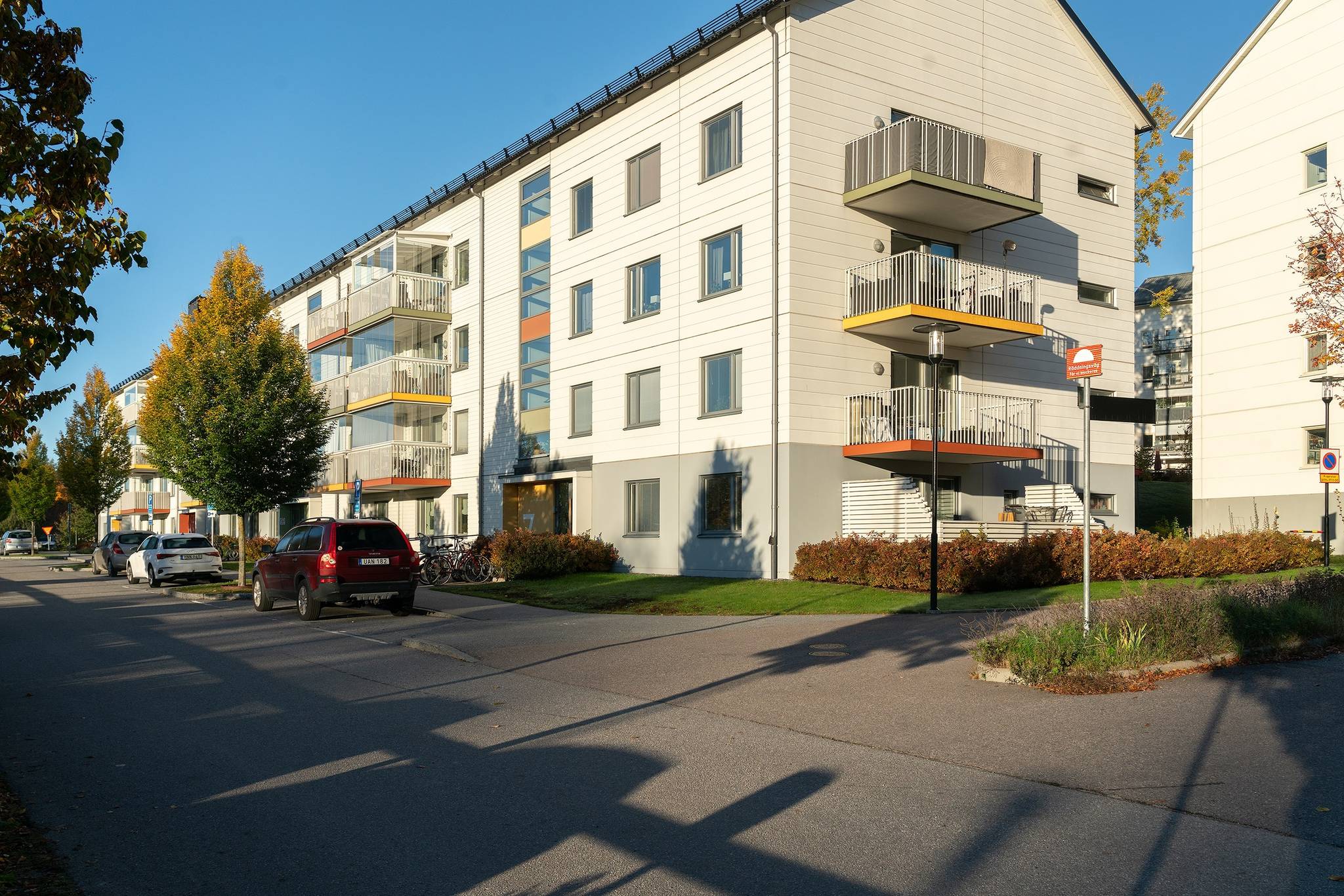 4 rum Lägenhet på Fagerlidsvägen 7 Tullinge Centralt Botkyrka kommun - bild 1