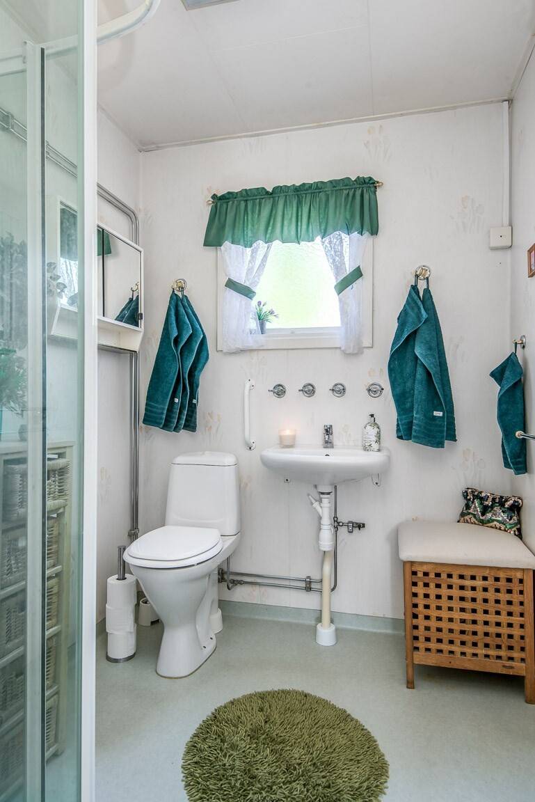 8 rum Villa på Faktor Palms väg 20 Eneby / Fyrby Norrköpings kommun - bild 17