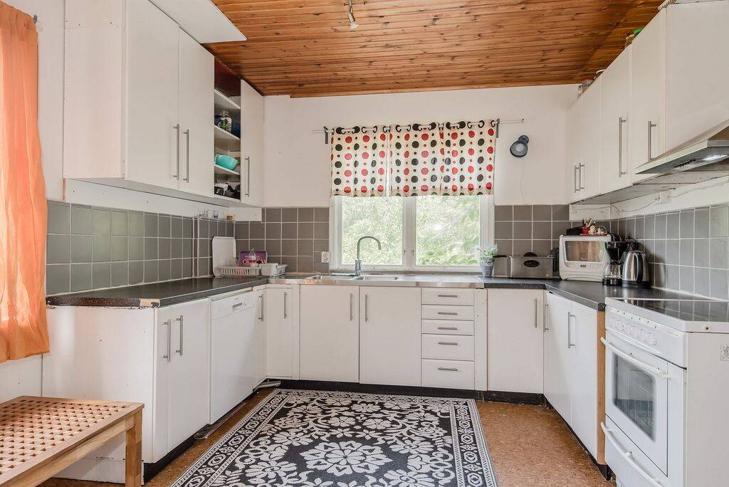 6 rum Villa på Fällhultsvägen 10 Holsljunga Svenljunga kommun - bild 6