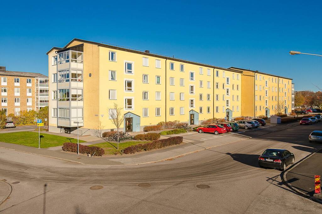 3 rum Lägenhet på Majorsallén 44C Gamla Staden Lidköpings kommun - bild 2