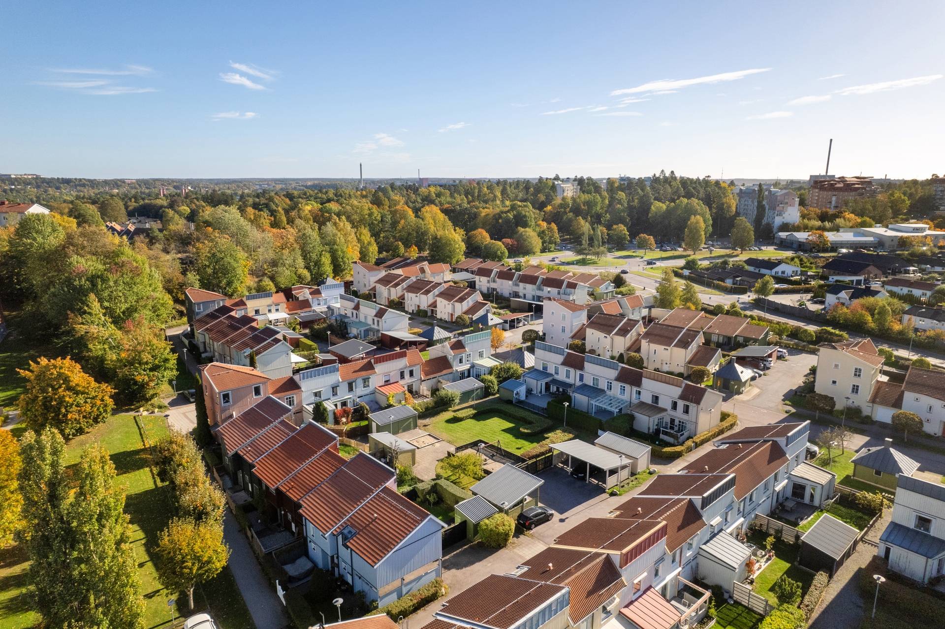 4 rum radhus på Stadsträdgårdsgatan 13 Södertälje, Södertälje kommun - bild 2