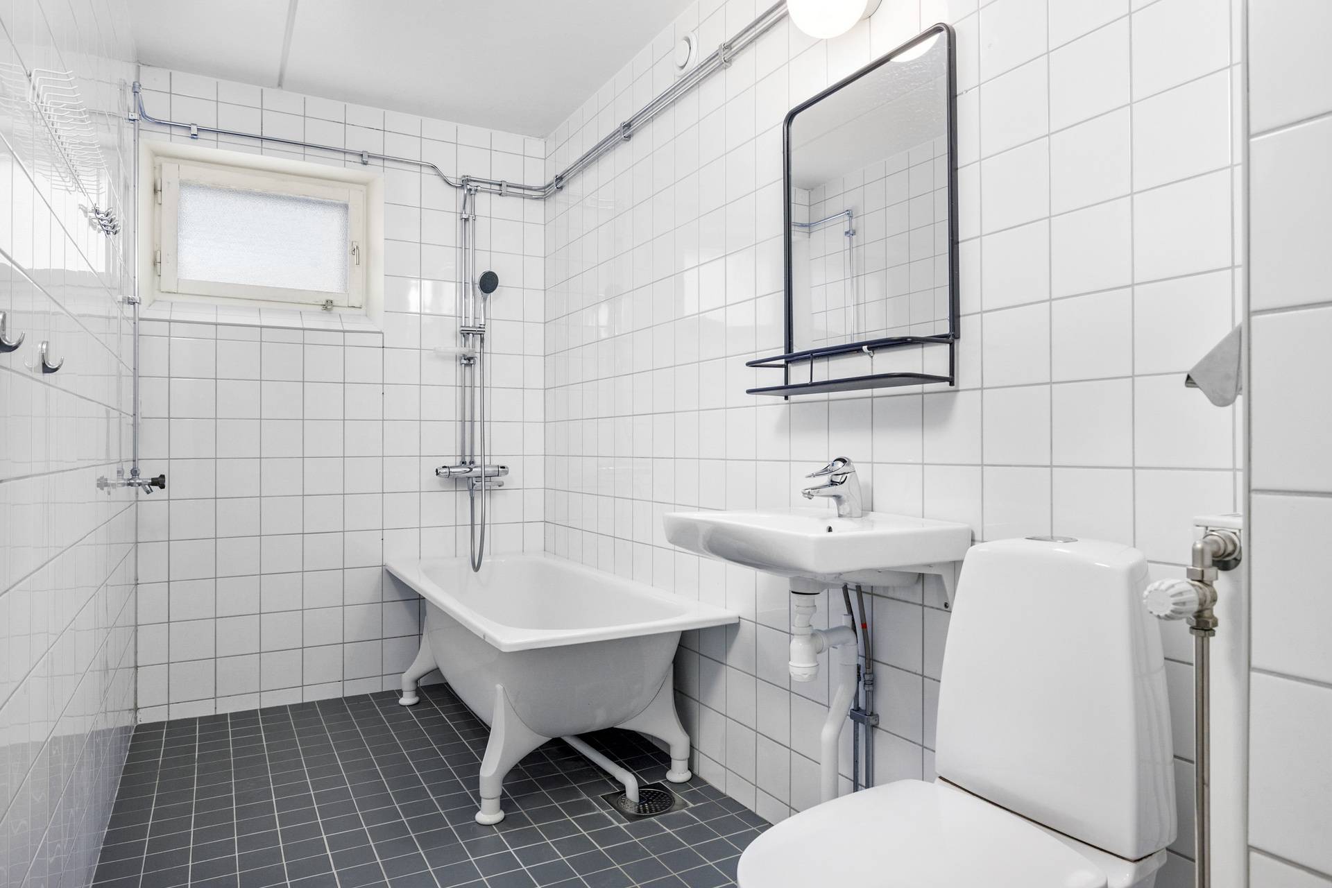 3 rum Lägenhet på Hugingatan 5, 1TR Valsta Sigtuna kommun - bild 2