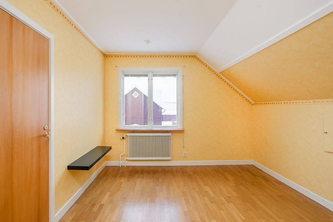 12 rum Gård/skog på Öttum Lassegården 4 Hästgård Kvänum Vara kommun - bild 54