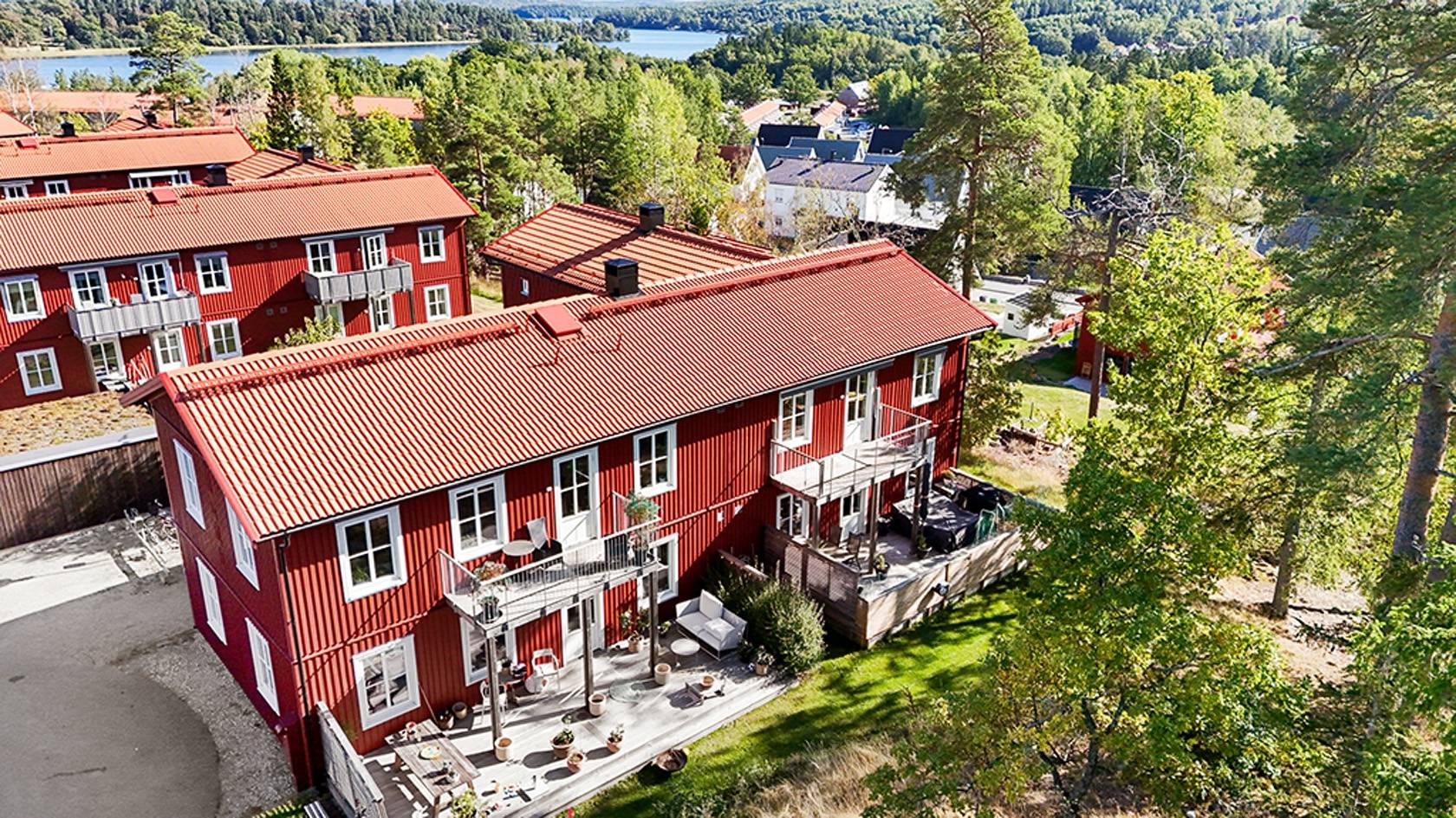 2 rum lägenhet på Rådjursvägen 33 Mariefred Marielundsviken, Strängnäs kommun - bild 1