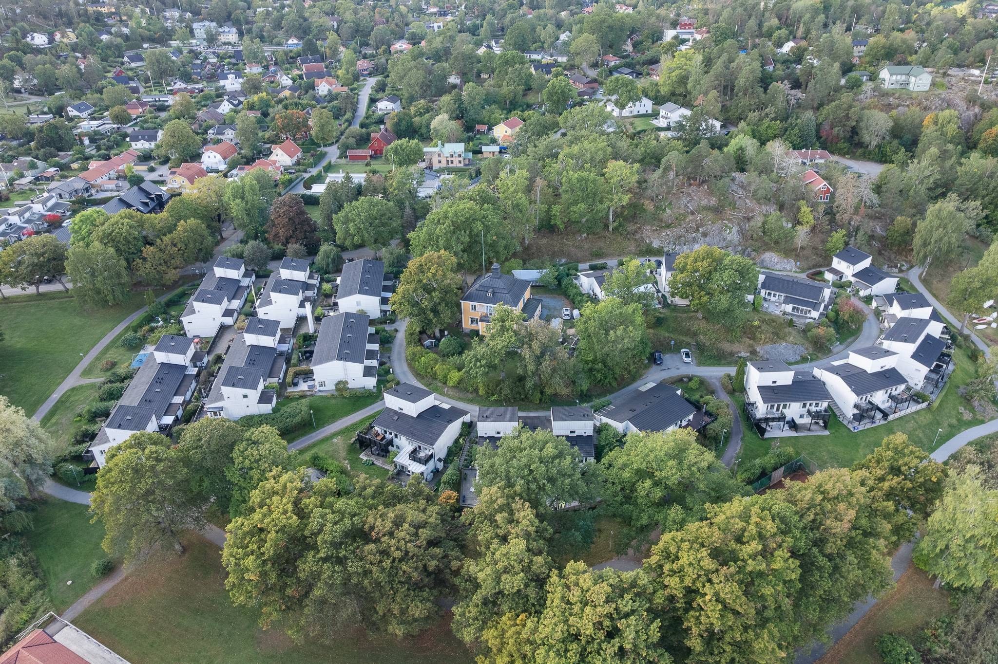 5 rum Radhus på Södra Åsvägen 71 Österskär Österåkers kommun - bild 41