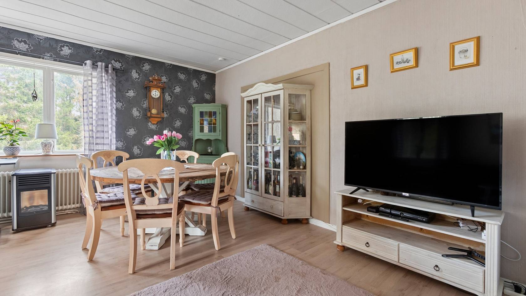 7 rum Gård/skog på Listorp 1 Strängnäs kommun - bild 16