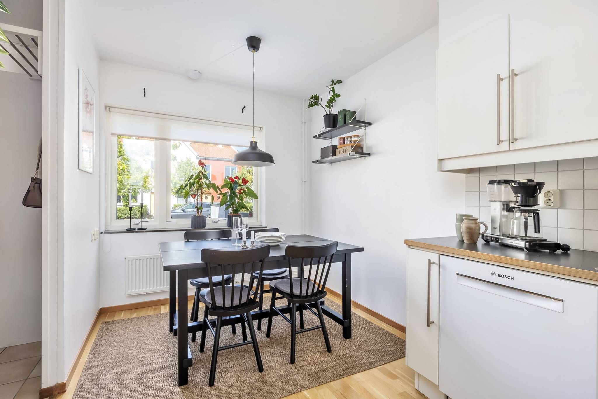 4 rum Radhus på Byggmästaregatan 24 Tegelbruket Svedala kommun - bild 4