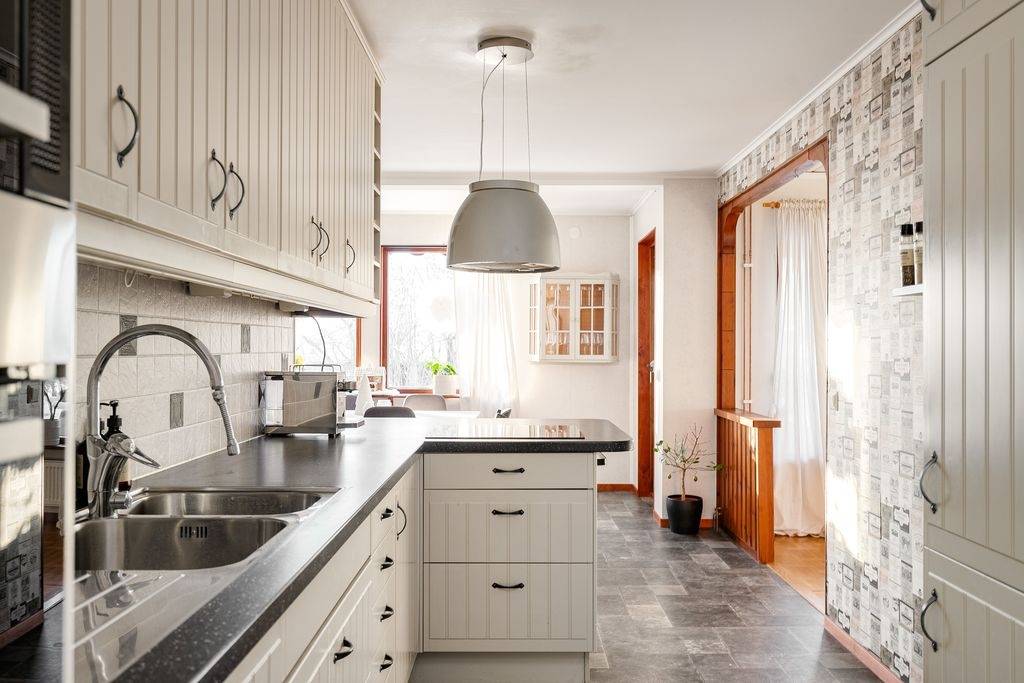 7 rum Villa på Dolomitvägen 5 Paradiset, Fagersta Fagersta kommun - bild 18