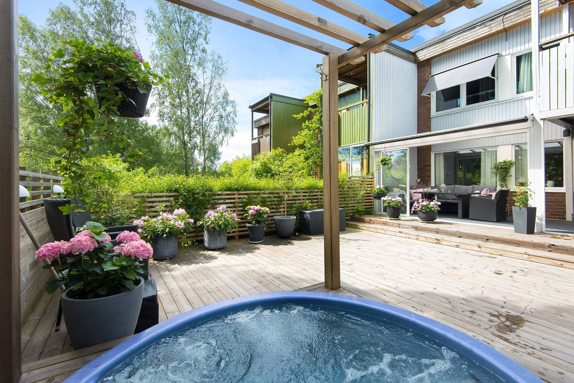 8 rum Radhus på Björnskogsgränd 79 Vällingby Kälvesta Stockholms kommun - bild 12