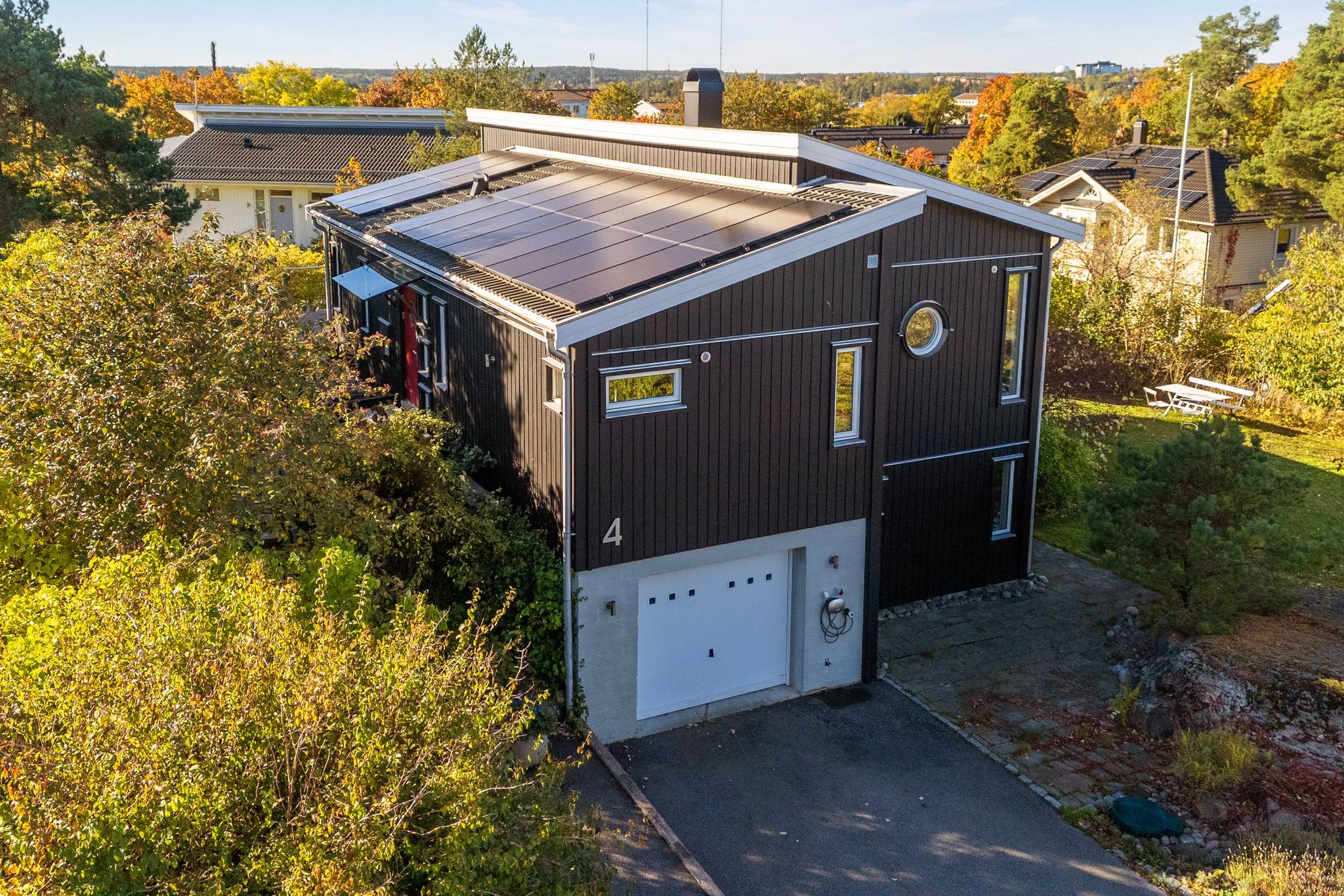 8 rum villa på Solhöjdsvägen 4 Björknäs, Nacka kommun - bild 4