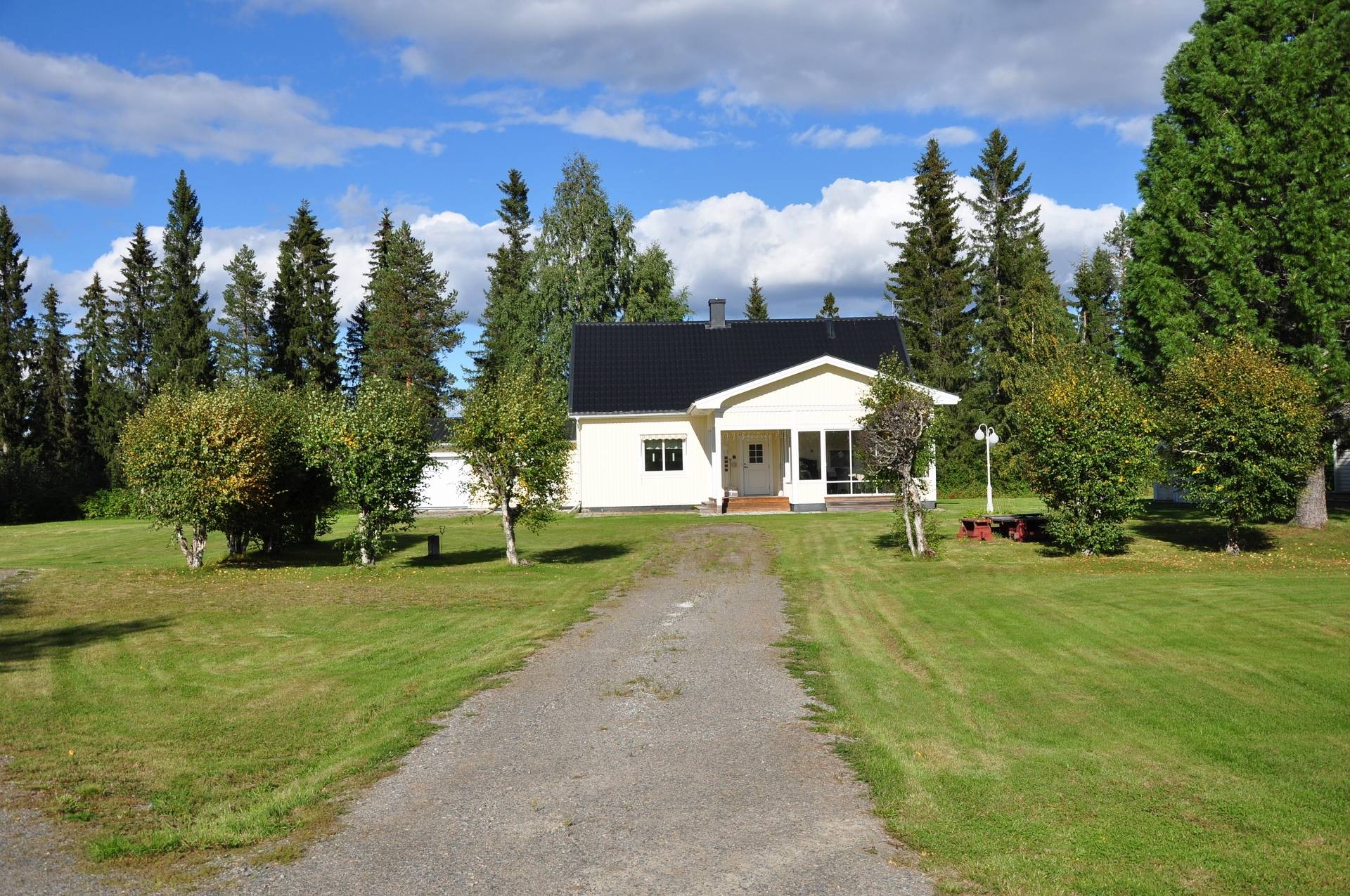 5 rum Gård med jordbruk på Nybyn 10 Älvsbyns kommun - bild 9