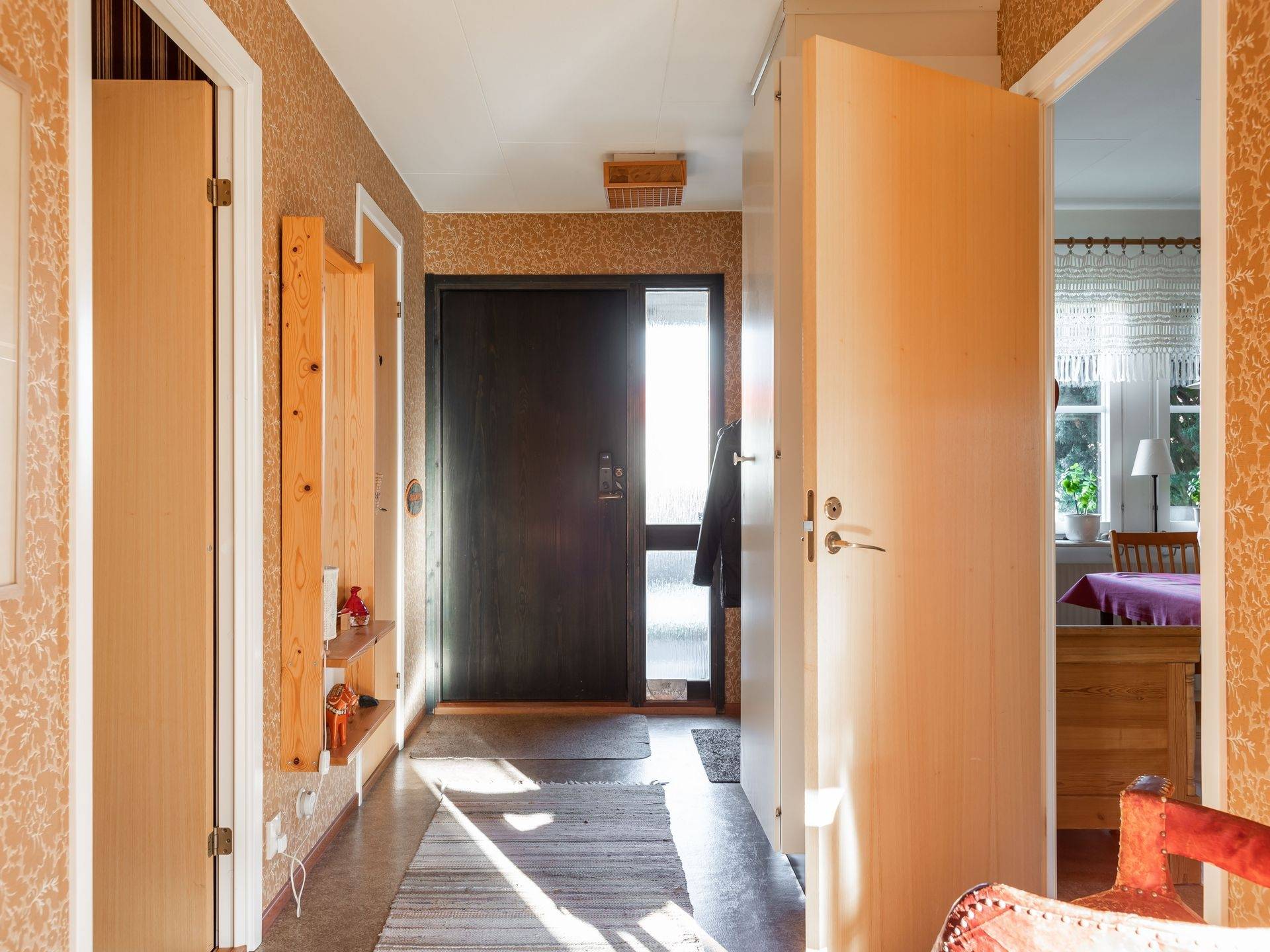 6 rum Villa på Skälbygatan 77 Västerås Västerås kommun - bild 2