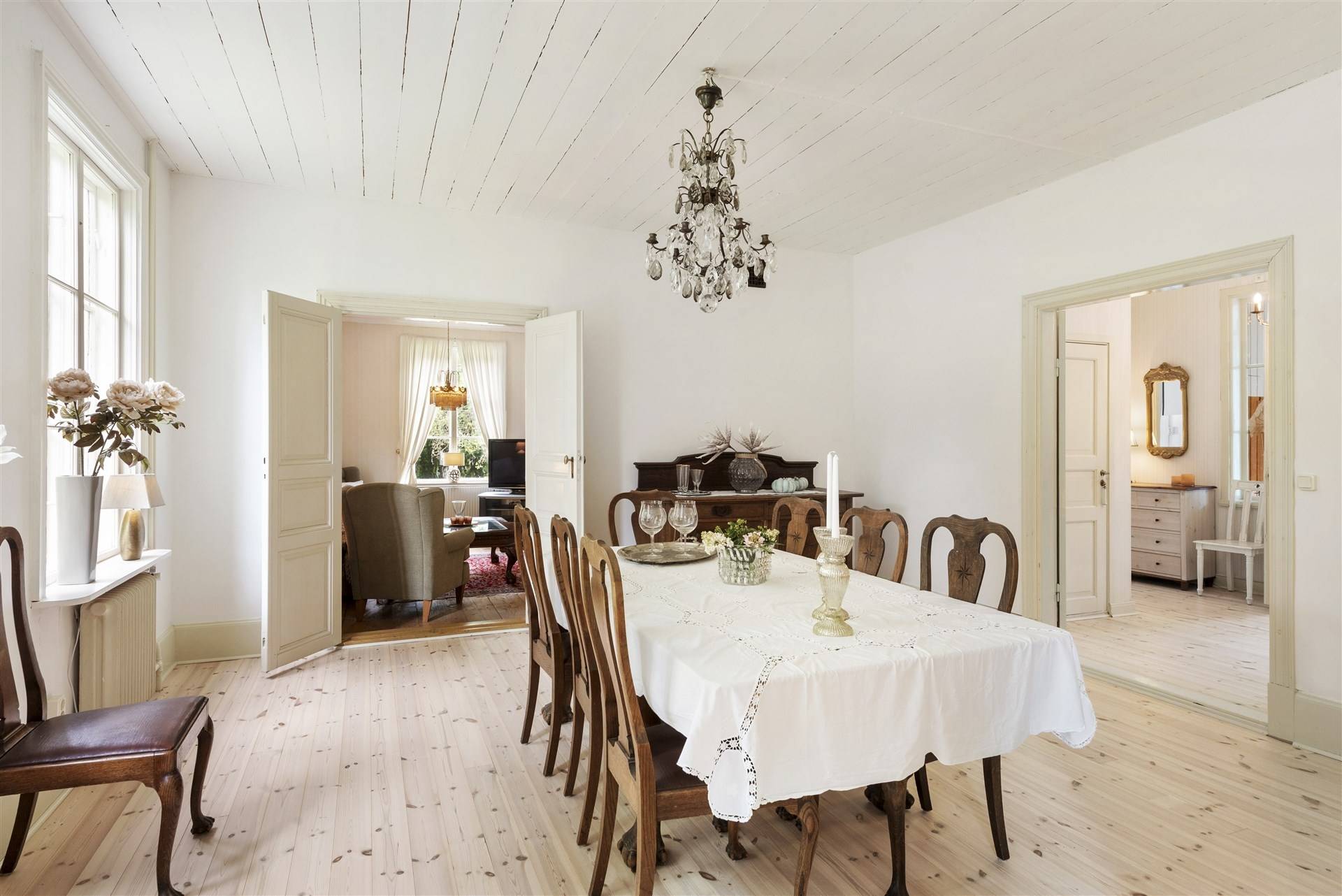 8 rum Vinterbonat fritidshus på Mälbyvägen 10 Mälby Norrtälje kommun - bild 18