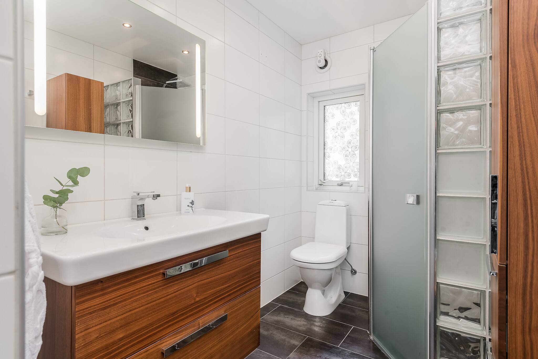 4 rum Villa på Rosenvägen 6 Gånghester Borås kommun - bild 26
