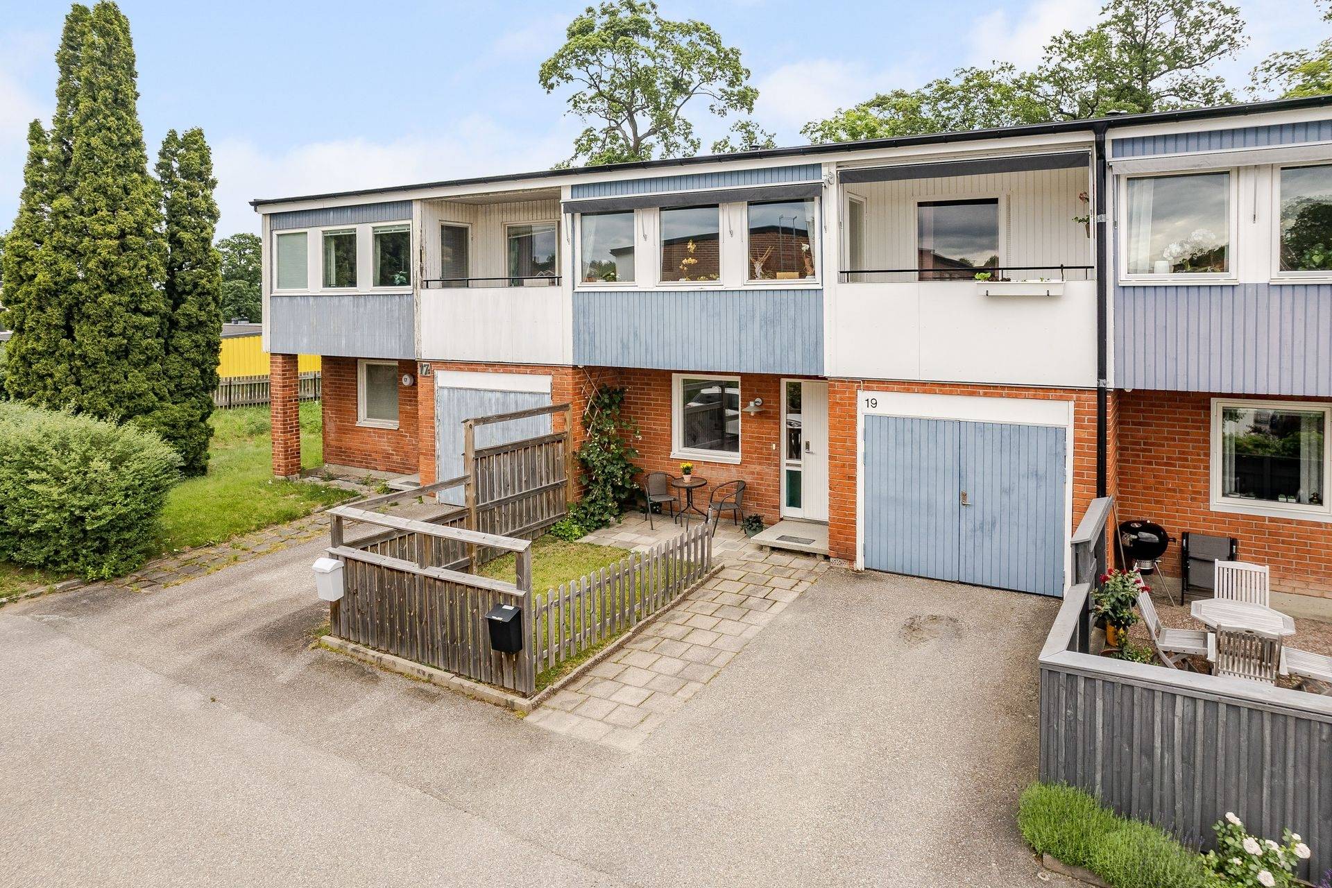 6 rum Radhus på Örtagårdsvägen 19 Ulvhäll/Fridhem Strängnäs kommun - bild 4