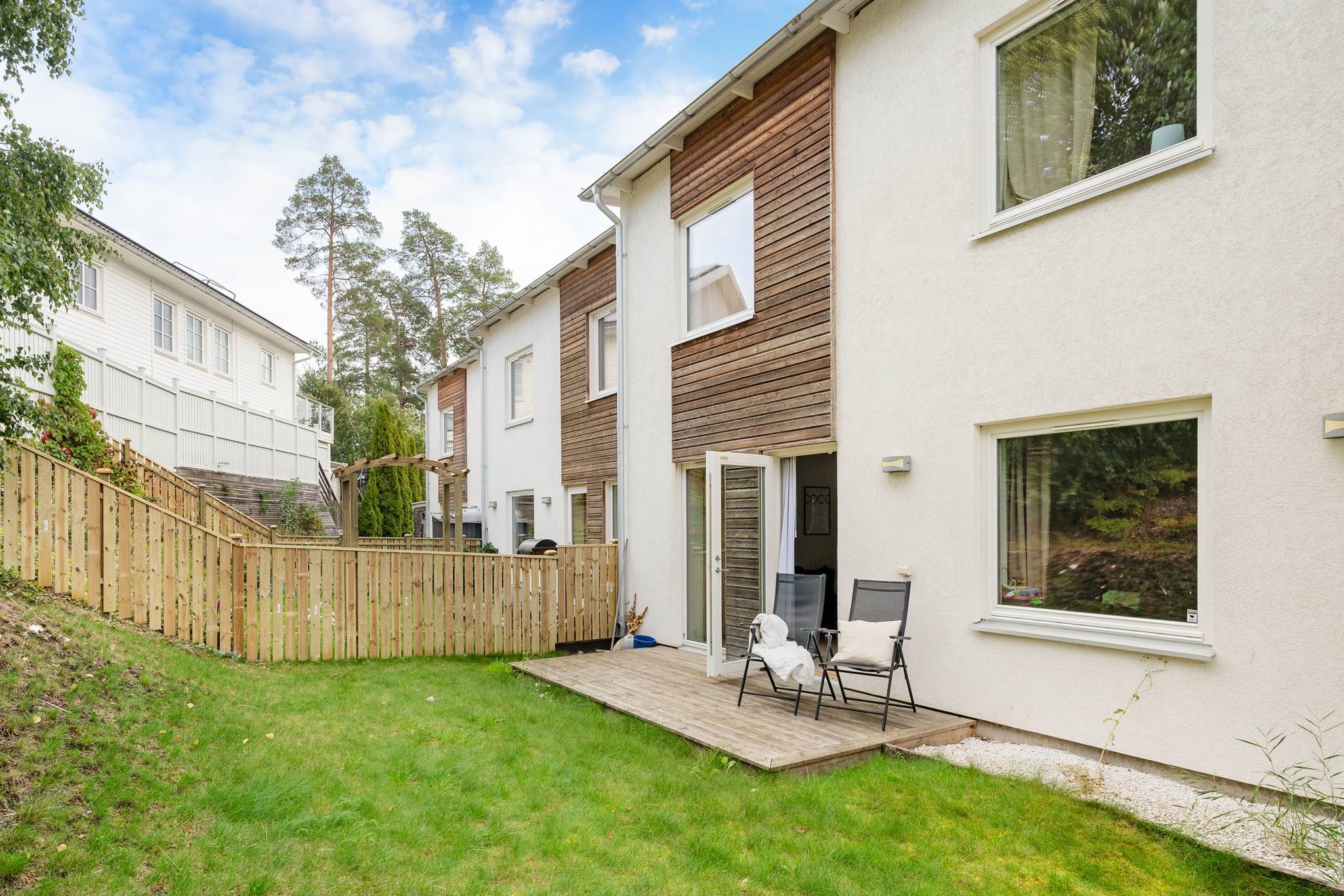 6 rum Radhus på Gåsörtsvägen 10 Sundbyberg - Ursvik Sundbybergs kommun - bild 4