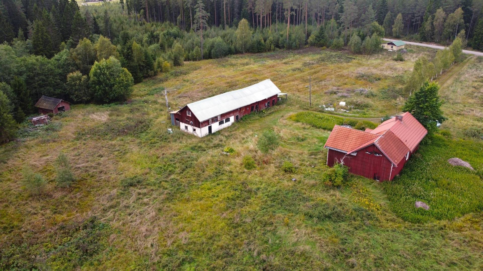Gård med jordbruk på Snårbotten Gärdet Laggartorp Storfors kommun - bild 11