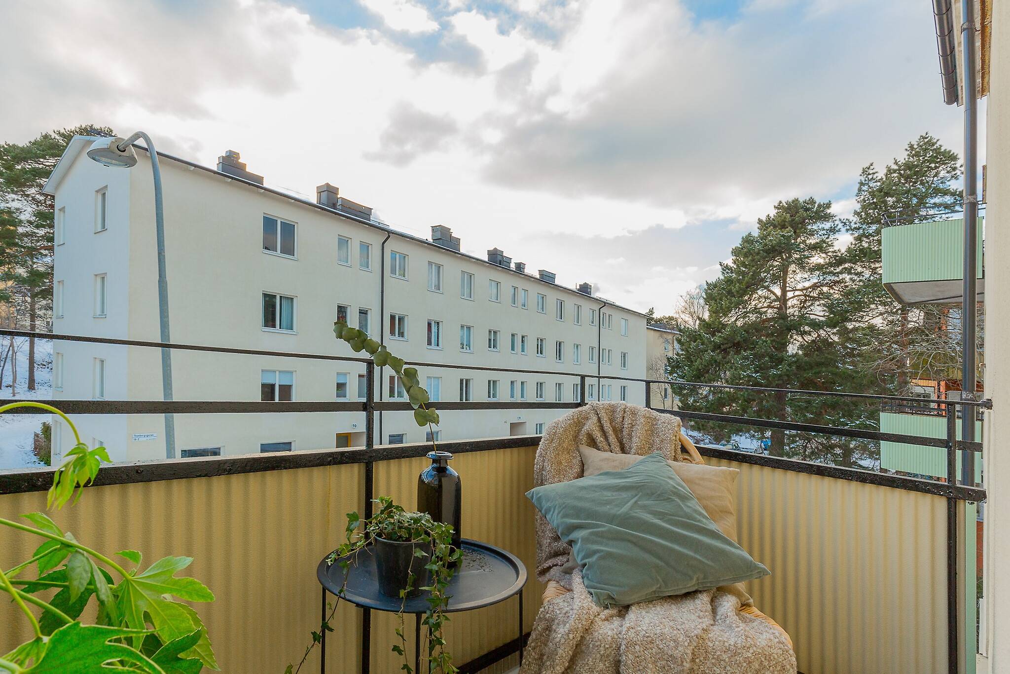 2 rum Lägenhet på Thunbergsgatan 7, 2 tr Hammarbyhöjden/Johanneshov Stockholms kommun - bild 2