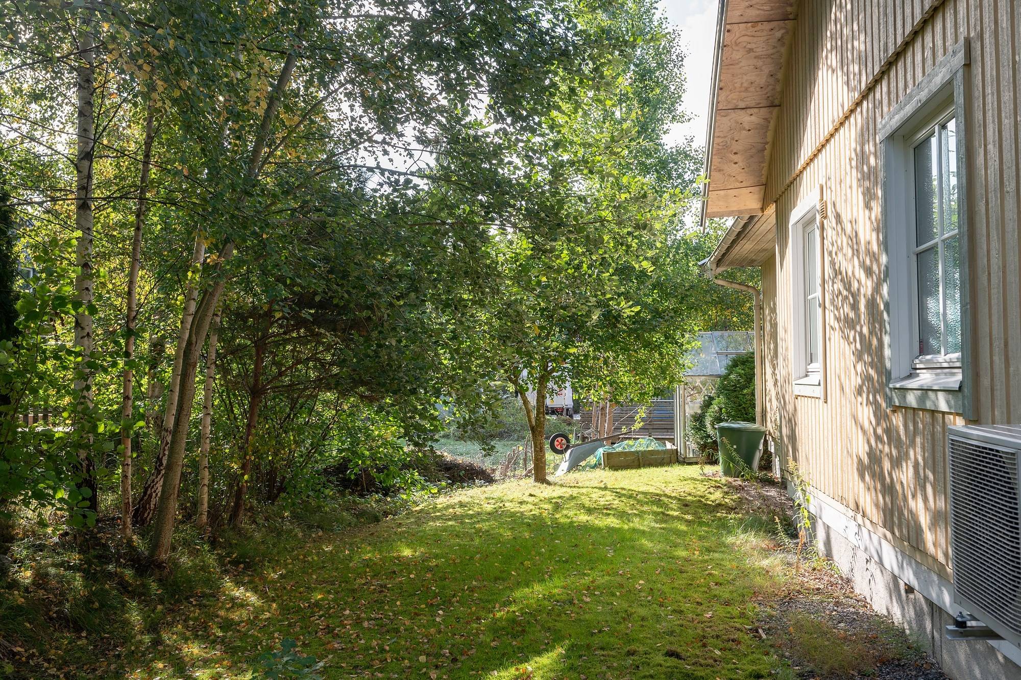 5 rum Villa på Stockrosvägen 8 Tullinge Villastad Botkyrka kommun - bild 41