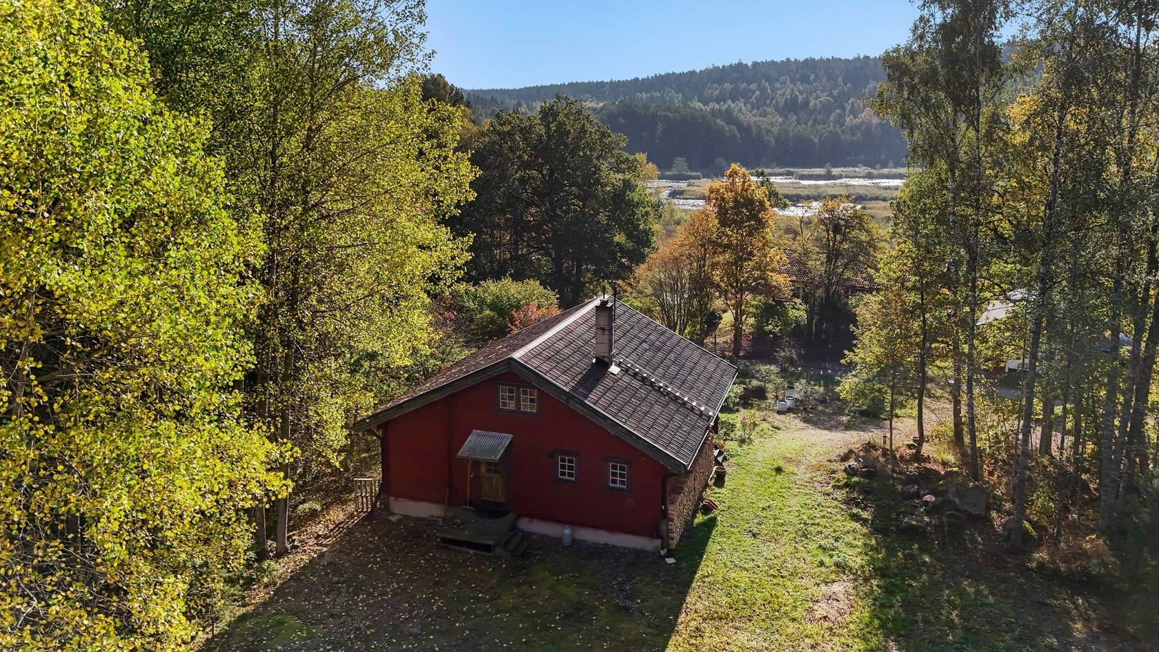 4 rum Vinterbonat fritidshus på Lisjön Björkstugan 1 Merlänna Strängnäs kommun - bild 2