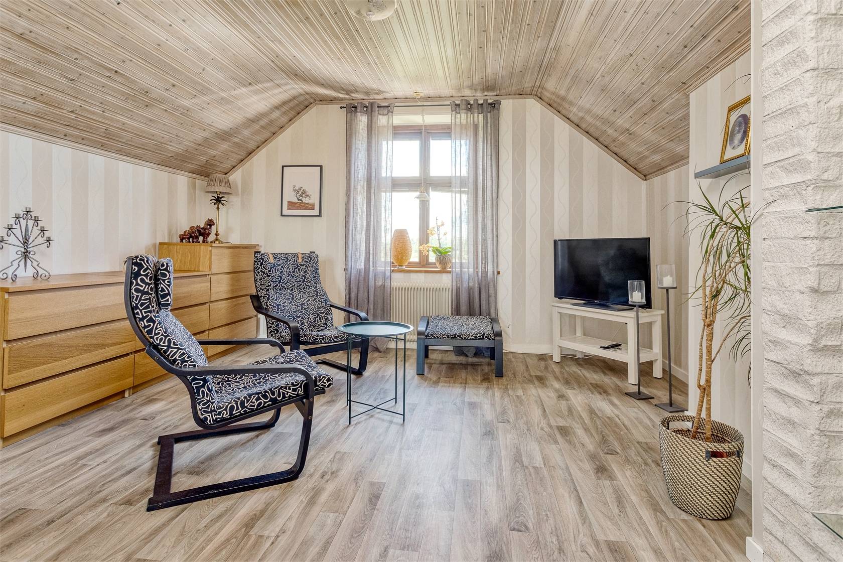 7 rum Villa på Norrmalmsvägen 17 Vedevåg Lindesbergs kommun - bild 25