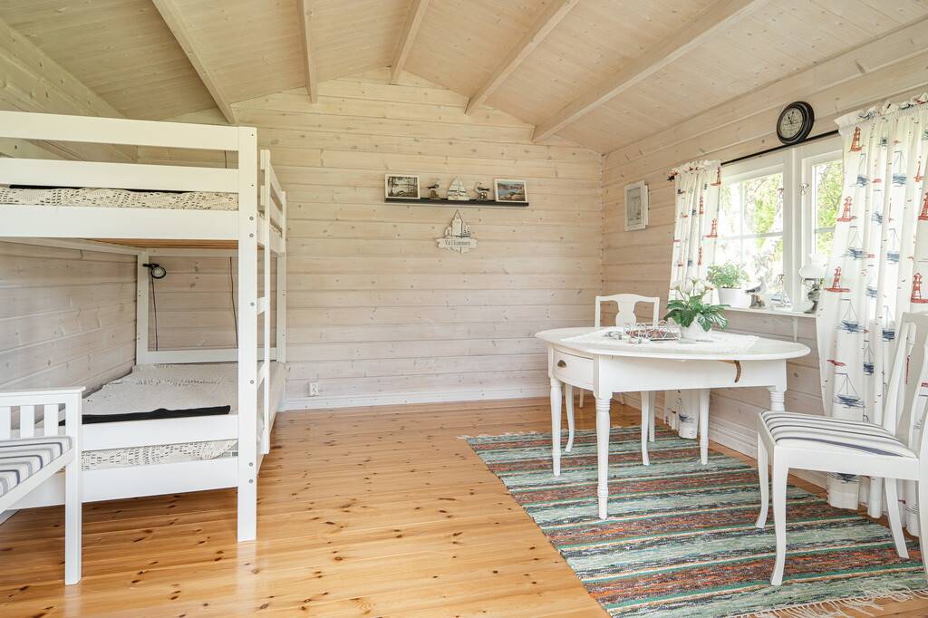 8 rum Villa på Karlsrovägen 15 Domsjö Örnsköldsviks kommun - bild 32