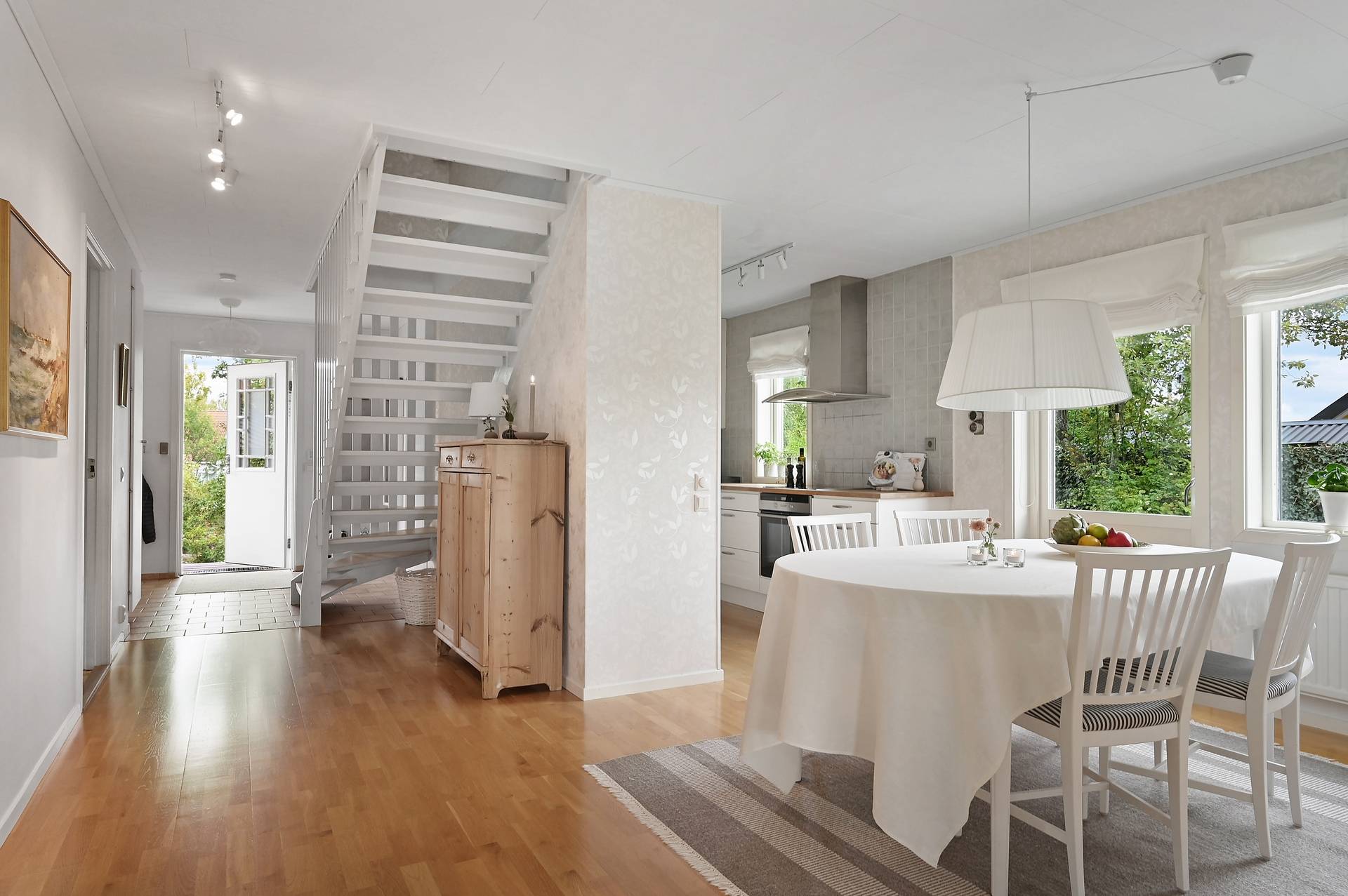 6 rum Villa på Solhagavägen 30 Spånga Solhem Stockholms kommun - bild 2
