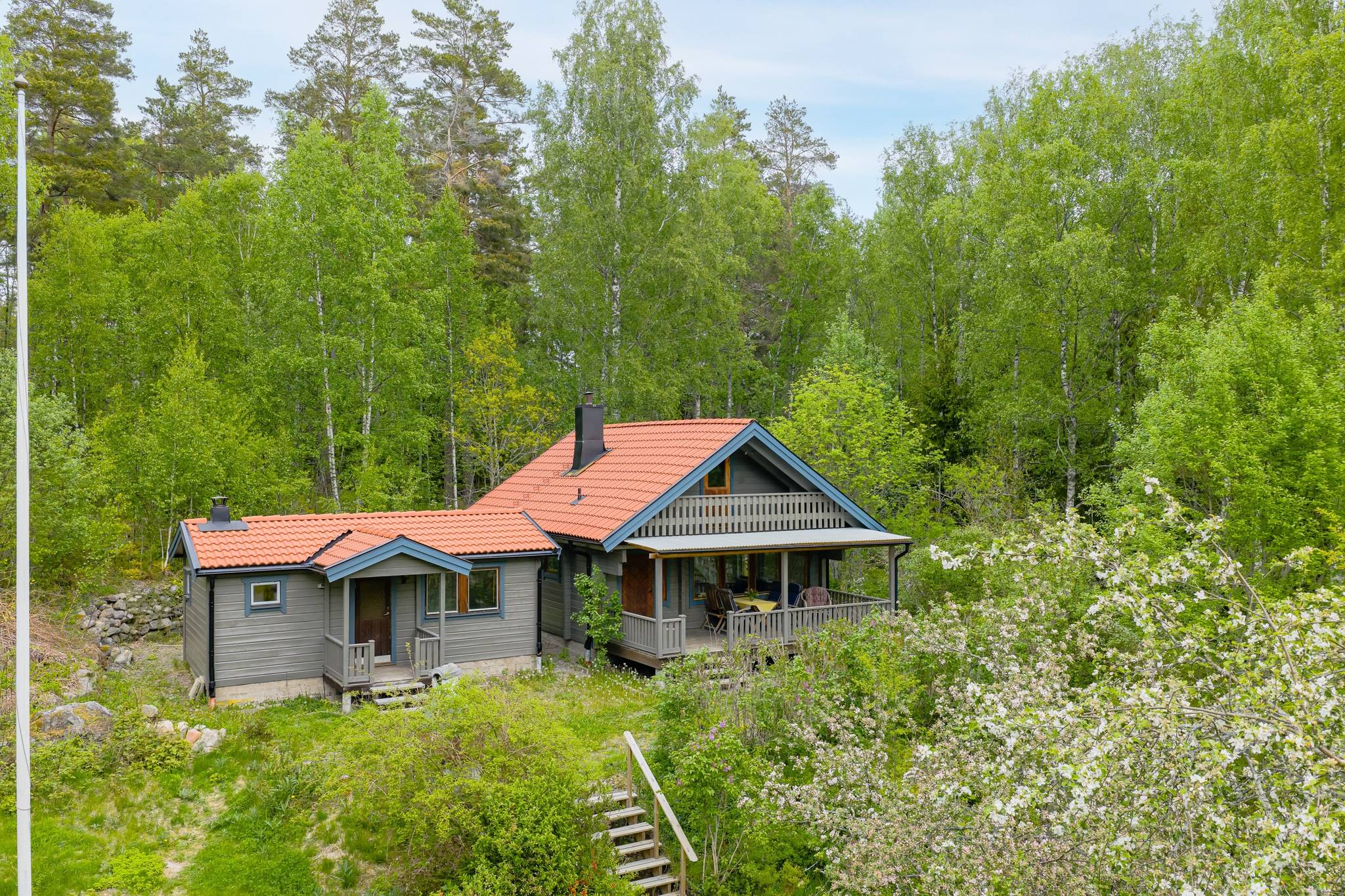 2 rum vinterbonat fritidshus på Zenitvägen 14 Hållsta, Gnesta kommun - bild 1