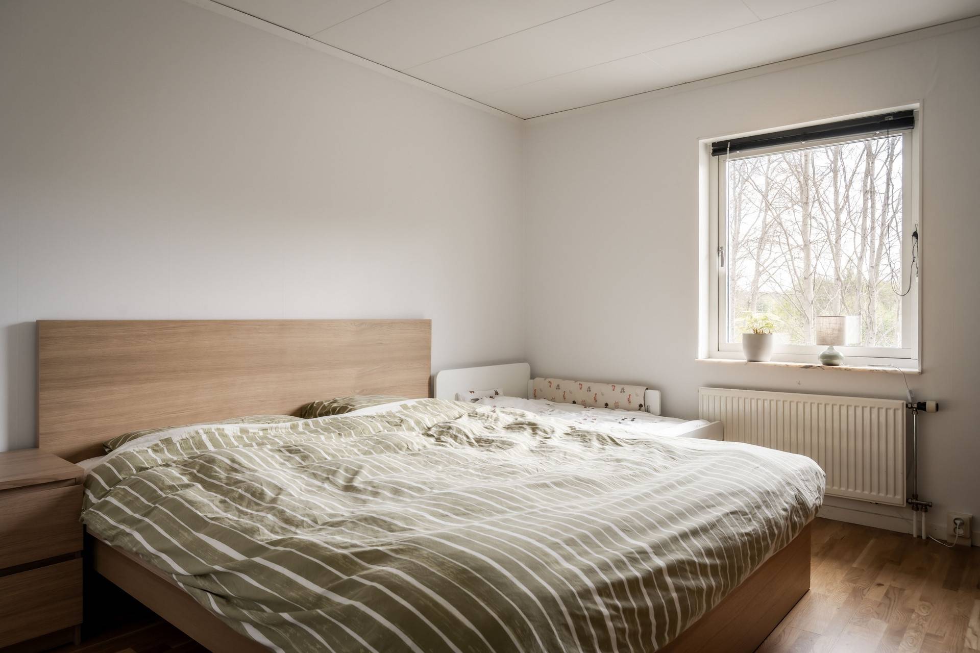 11 rum Parhus på Gelbgjutarevägen 1 A & B Fritsla Marks kommun - bild 27