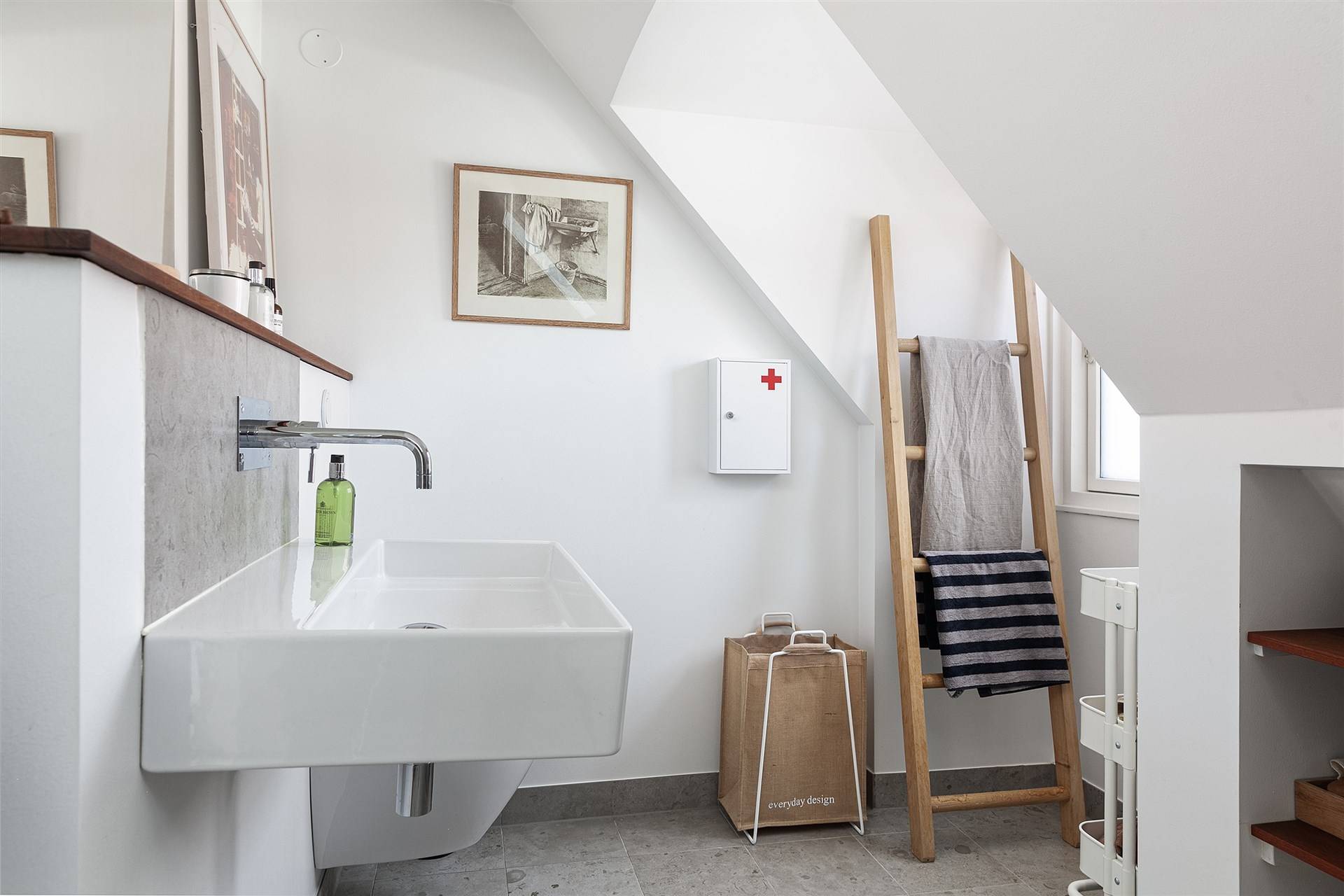 5 rum Villa på Sillgränd 13 Mölle-Gylleröd Höganäs kommun - bild 41