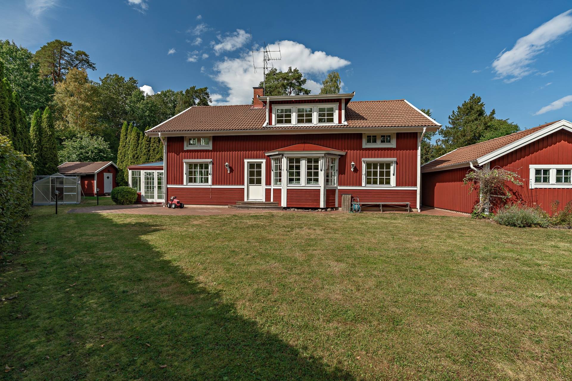 7 rum villa på Finedalsvägen 11A Kottla, Lidingö kommun - bild 1