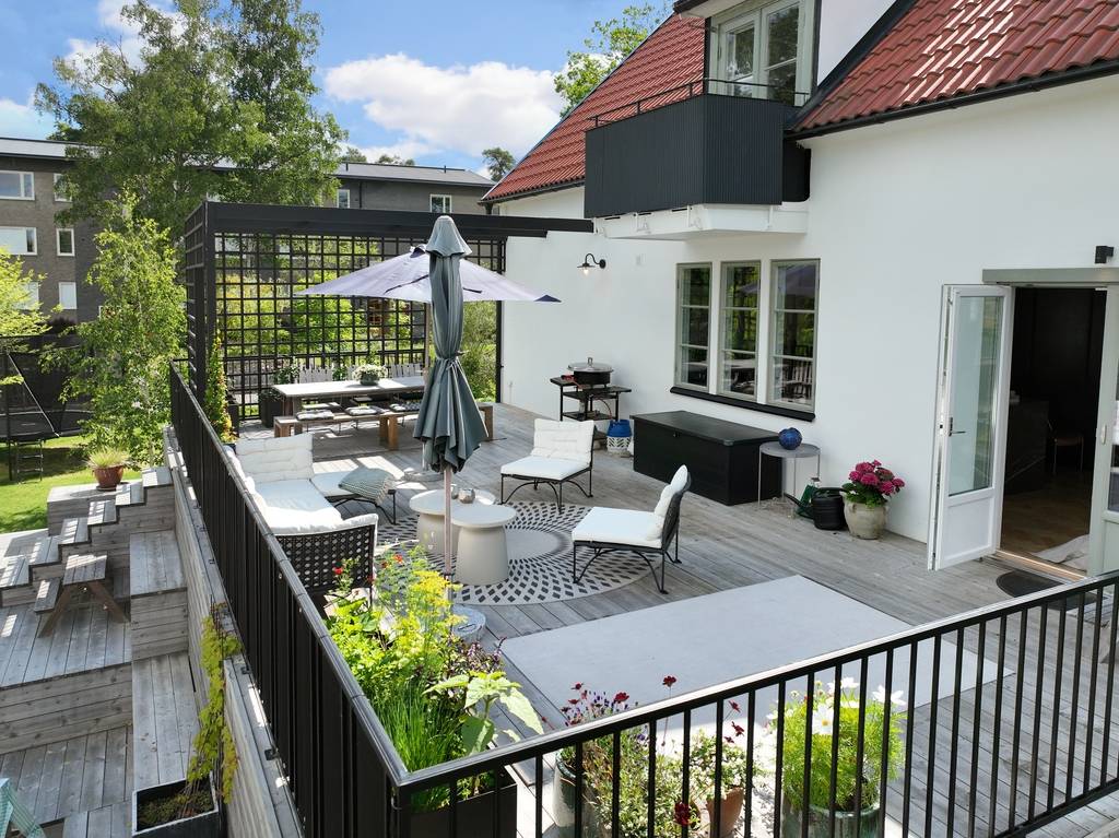 9 rum Villa på Drottningvägen 3A Hersby Lidingö kommun - bild 37