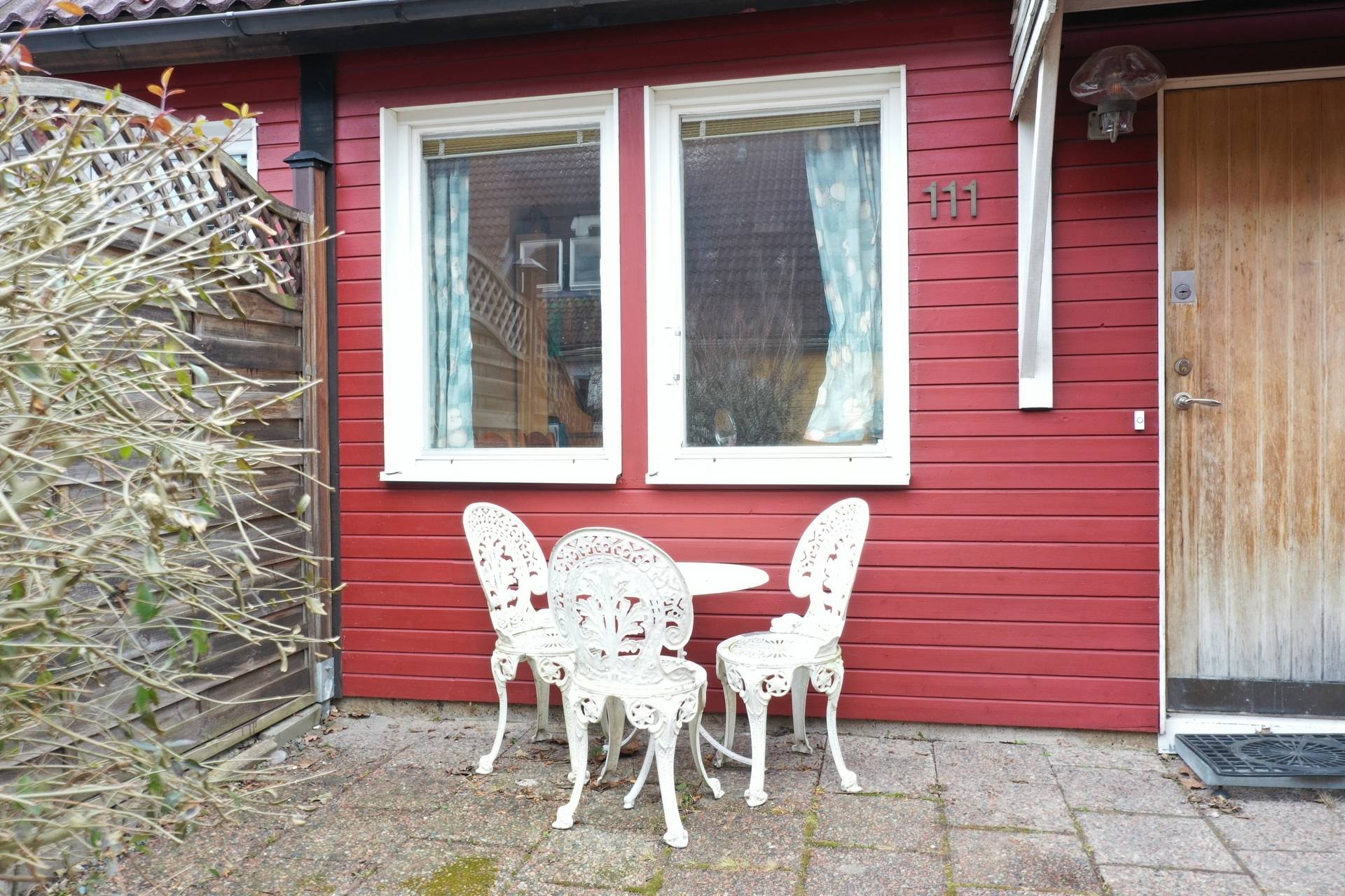 4 rum Par-/kedje-/radhus på Kvarnhagsvägen 111 Norsborg Botkyrka kommun - bild 4
