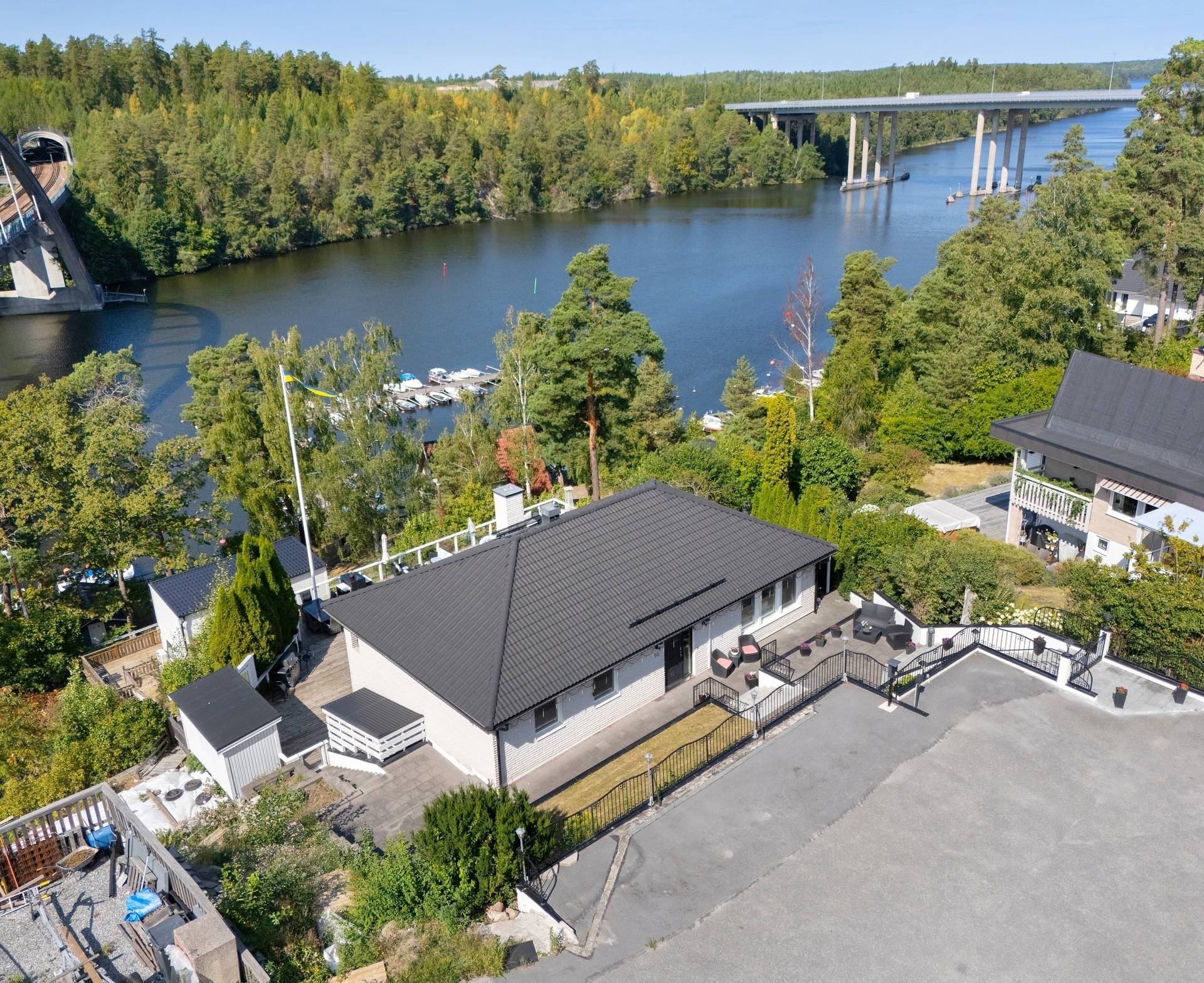villa på Kolartorpsvägen 14 Stäket, Järfälla kommun - bild 3