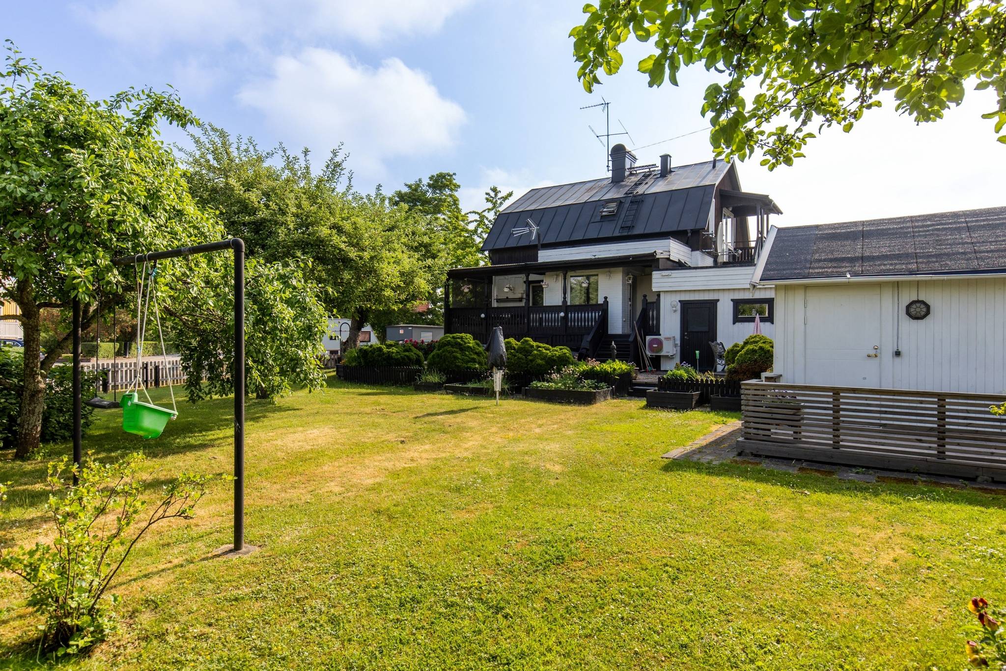 5 rum Villa på Almgatan 5 Örebro kommun - bild 4