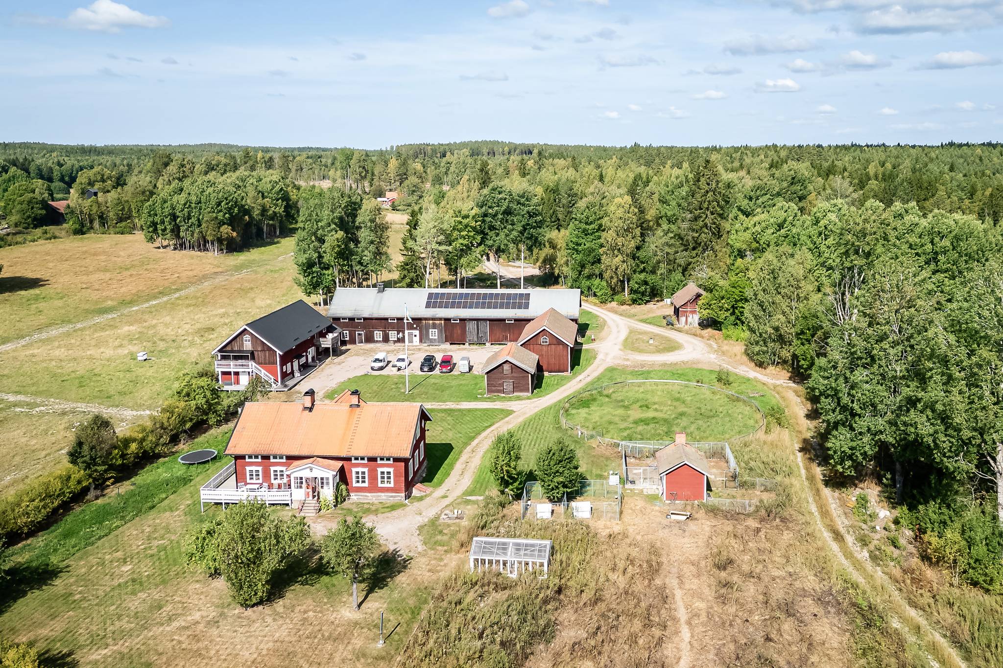 8 rum Gård med jordbruk på Bår Mats-Pers 100 Möklinta Sala kommun - bild 34