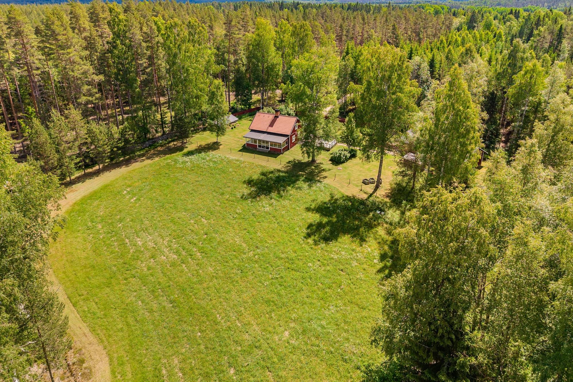 5 rum Gård/skog på Flängan 34 Flängan Norbergs kommun - bild 49