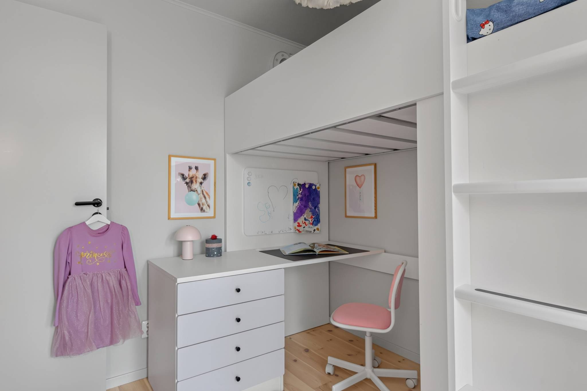 4 rum Radhus på Åkerhielms väg 47B Österåkers kommun - bild 32