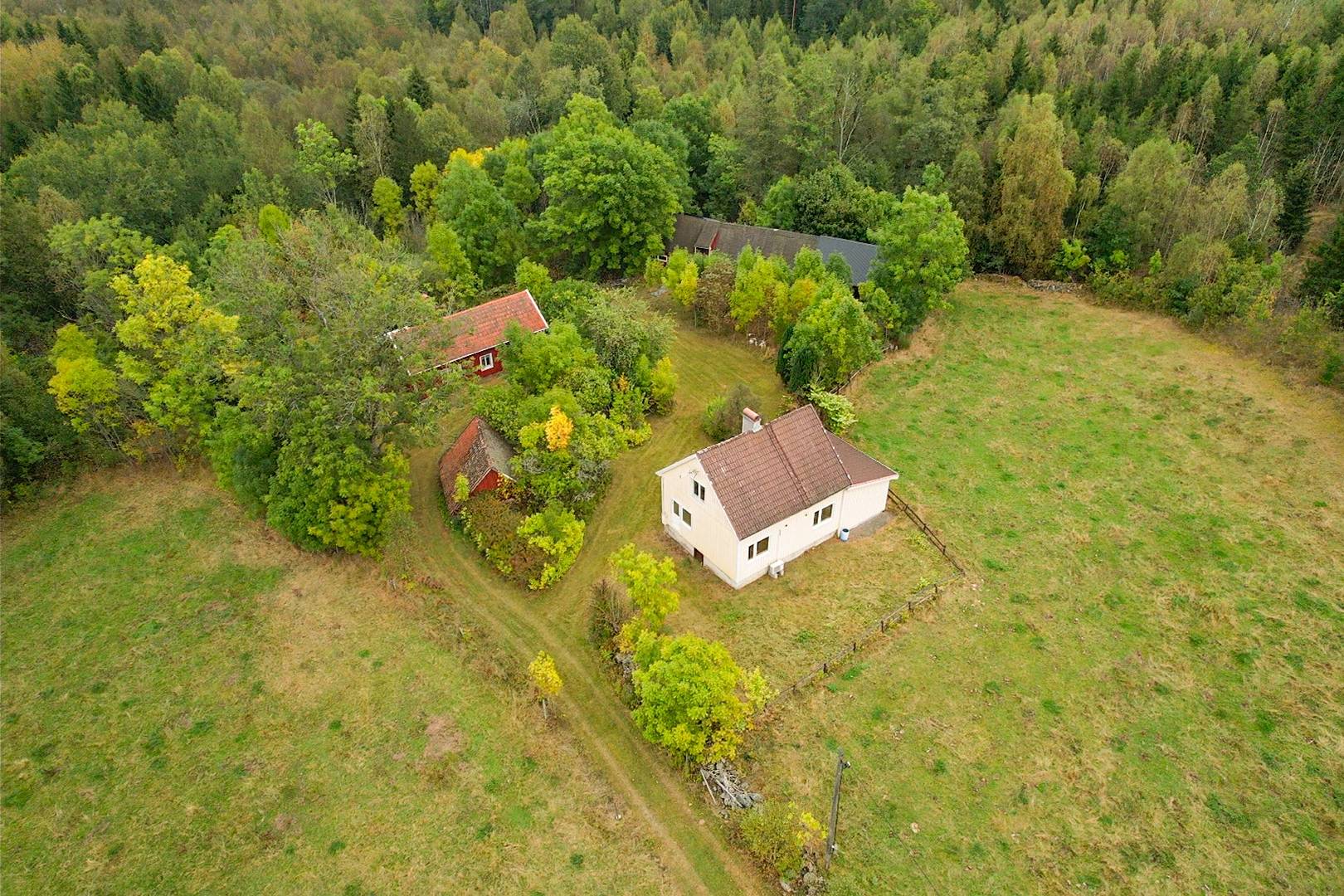 4 rum Gård med jordbruk på Avesjövägen 21 Ettebro och Fröjdadal Ronneby kommun - bild 30