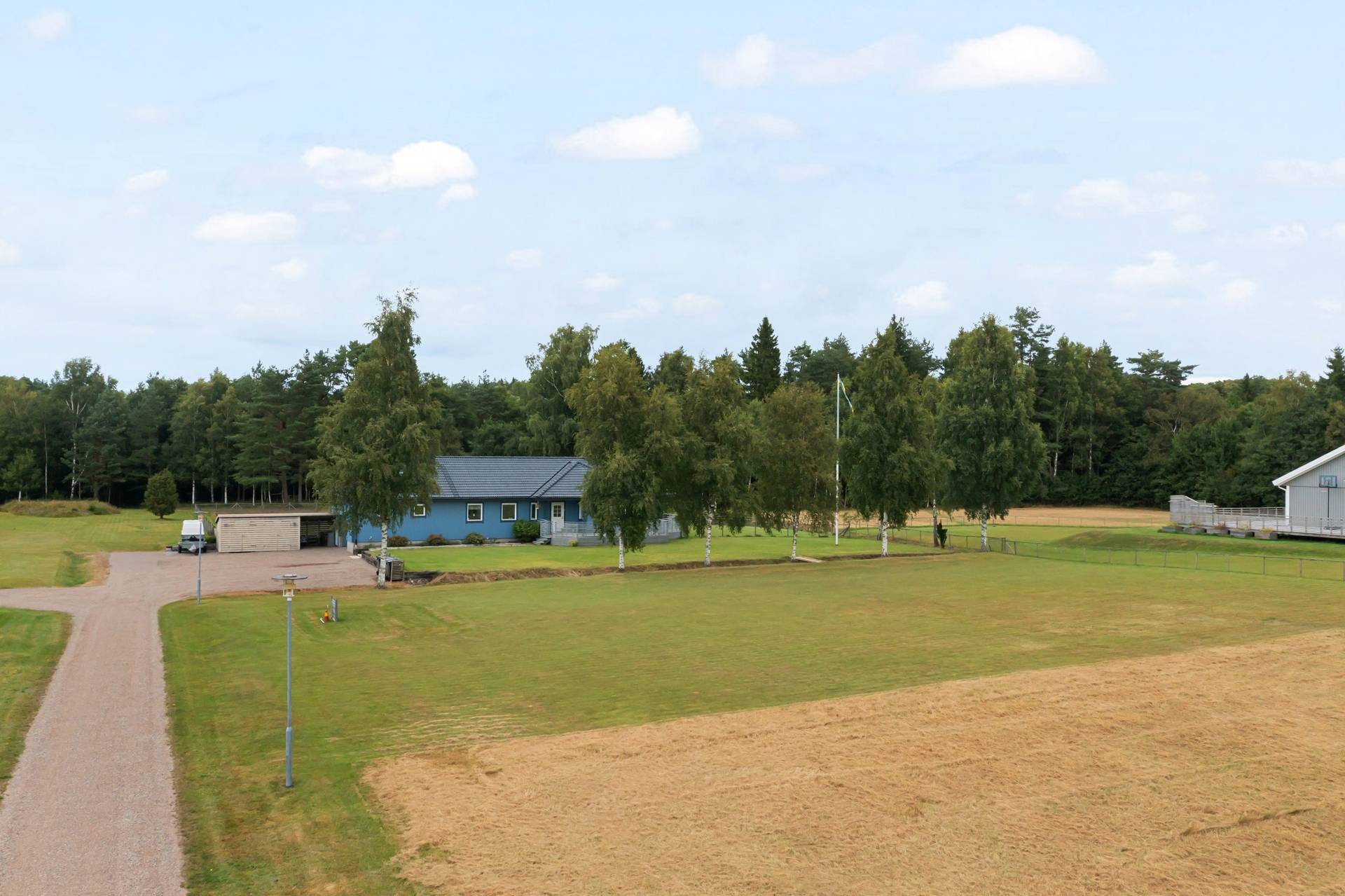 6 rum villa på Västra Röd 112 Ucklum, Stenungsunds kommun - bild 2