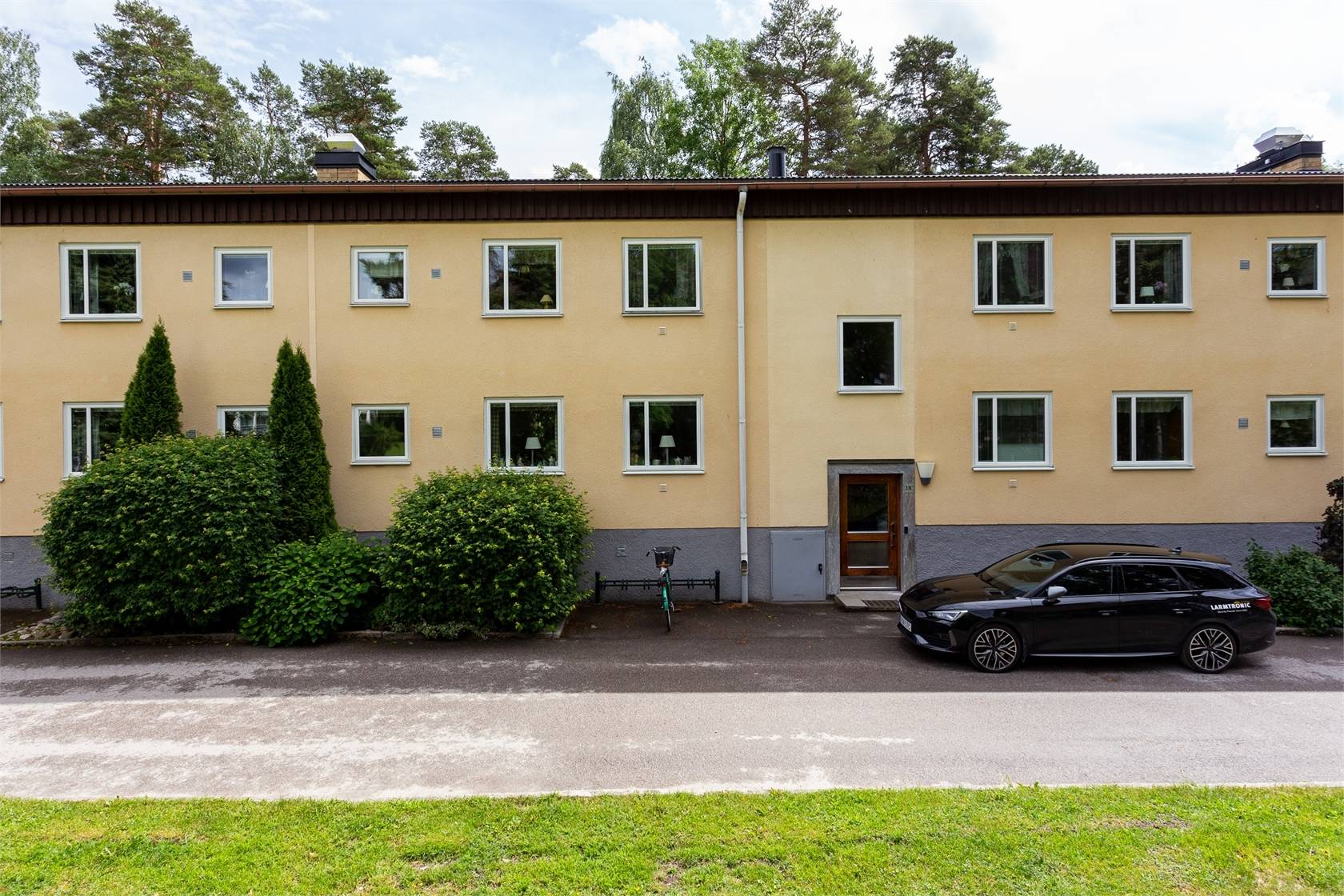 2 rum Lägenhet på Erlandsvägen 33C Johannisdal Köpings kommun - bild 2