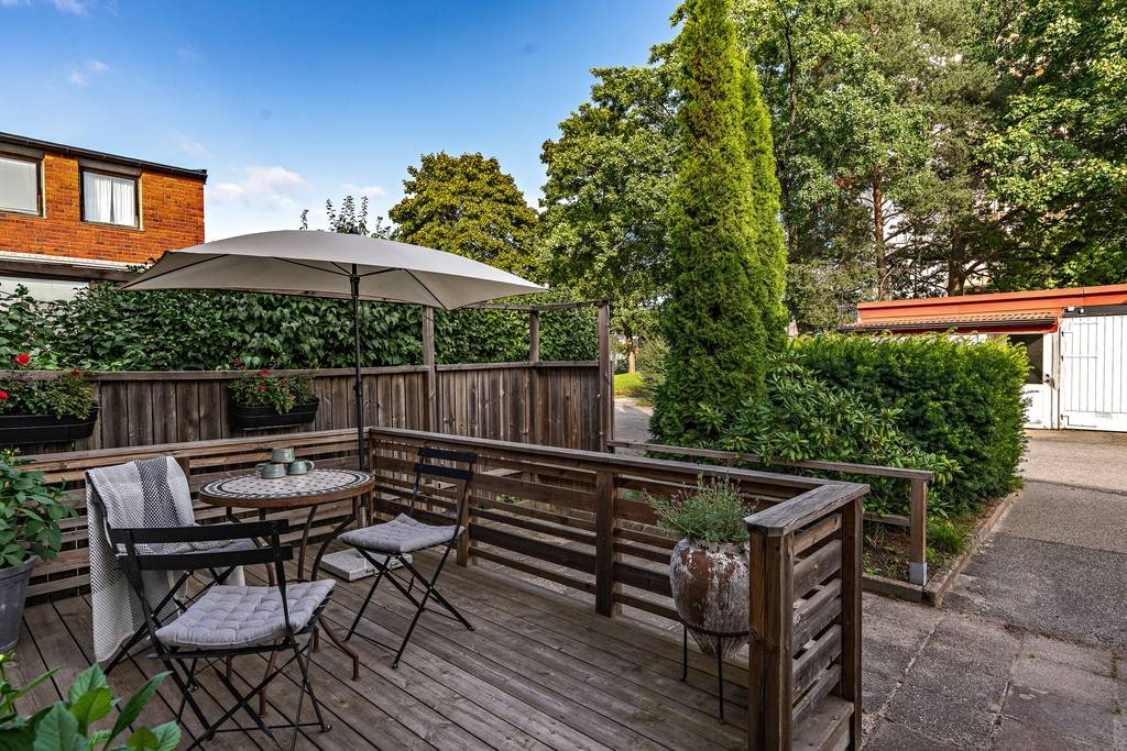 82 m² Par-/kedje-/radhus på Skebokvarnsvägen 196 Örby-Högdalen Stockholms kommun - bild 19