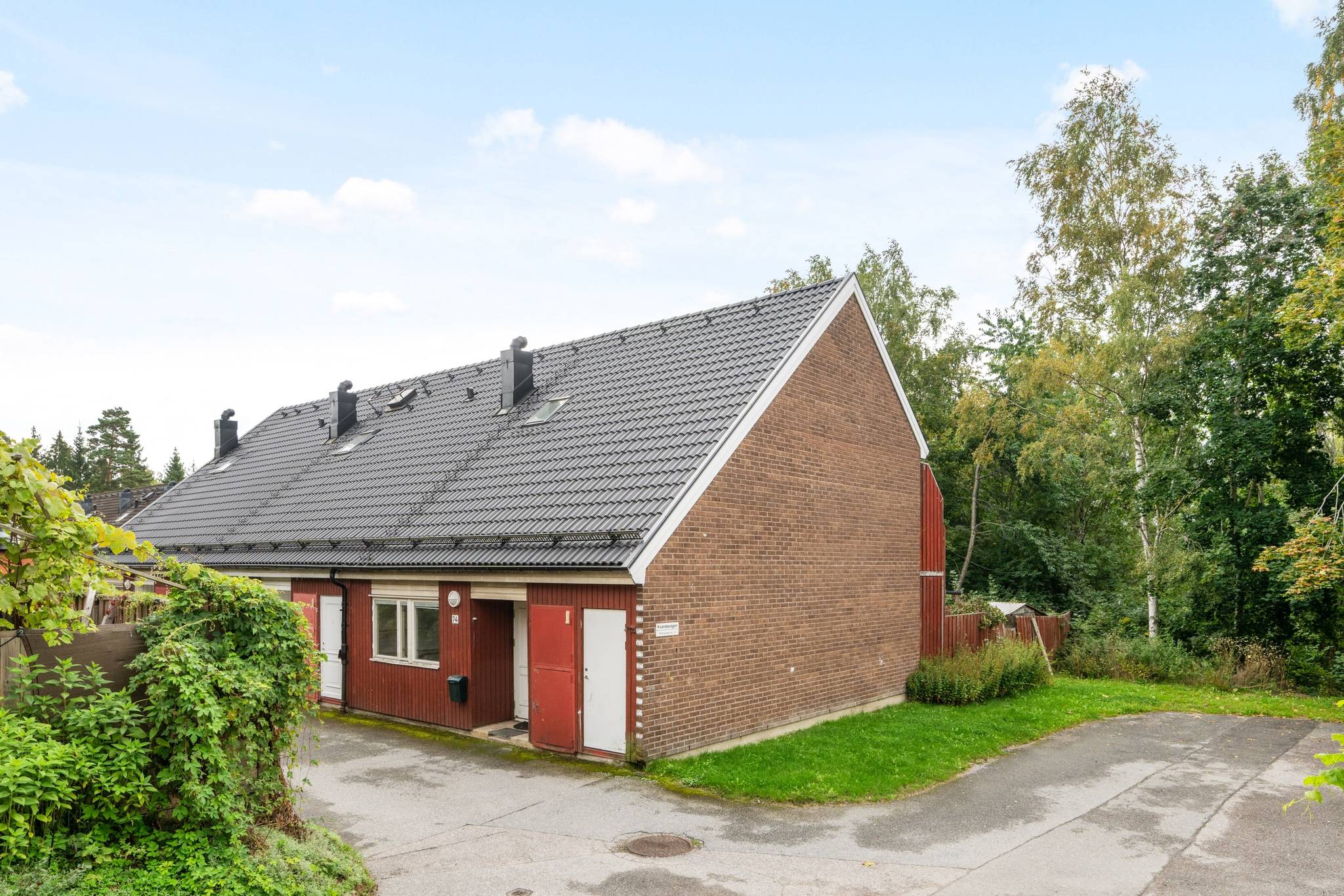 4 rum lägenhet på Kvarstavägen 74 Hovsjö, Södertälje kommun - bild 1