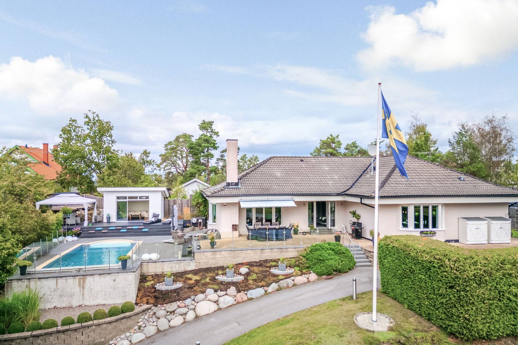 4 rum villa på Sandbäcksvägen 76 Rönninge, Salems kommun - bild 2