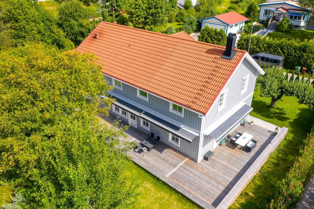 7 rum Villa på Östervägen 29B Häggvik Sollentuna kommun - bild 2