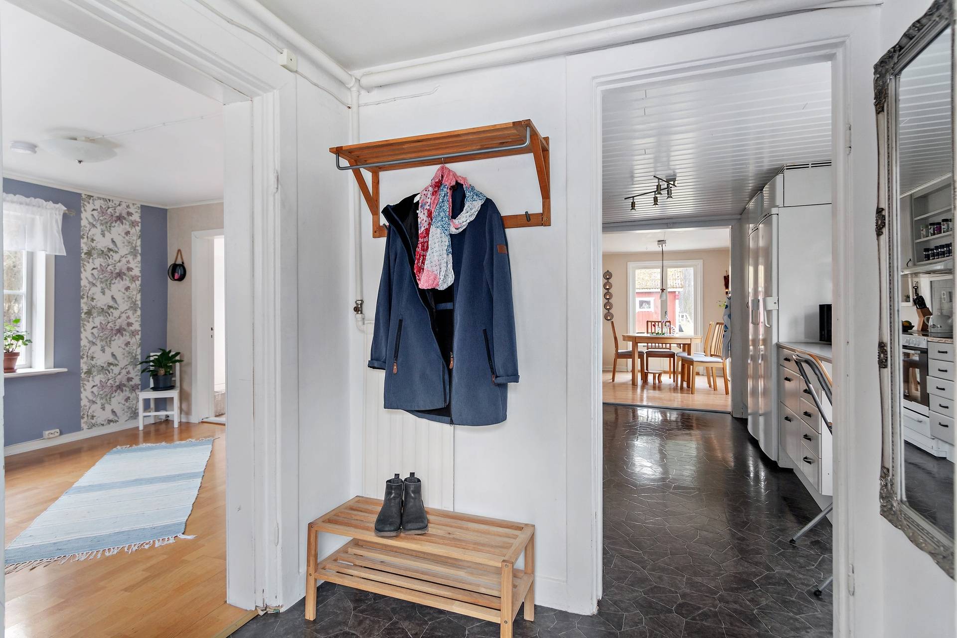 5 rum Villa på Sättra gård Knallkåken 1 Adelsö Sättra Ekerö kommun - bild 4