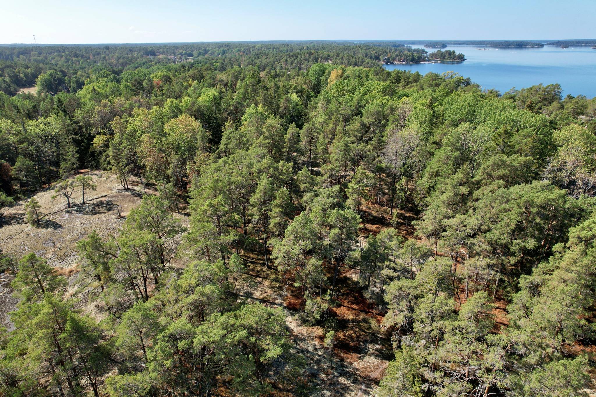 Tomt på Unikt tillfälle – Fastighet på Ingmarsö med sjötomt och ängsmark Ingmarsö Österåkers kommun - bild 7