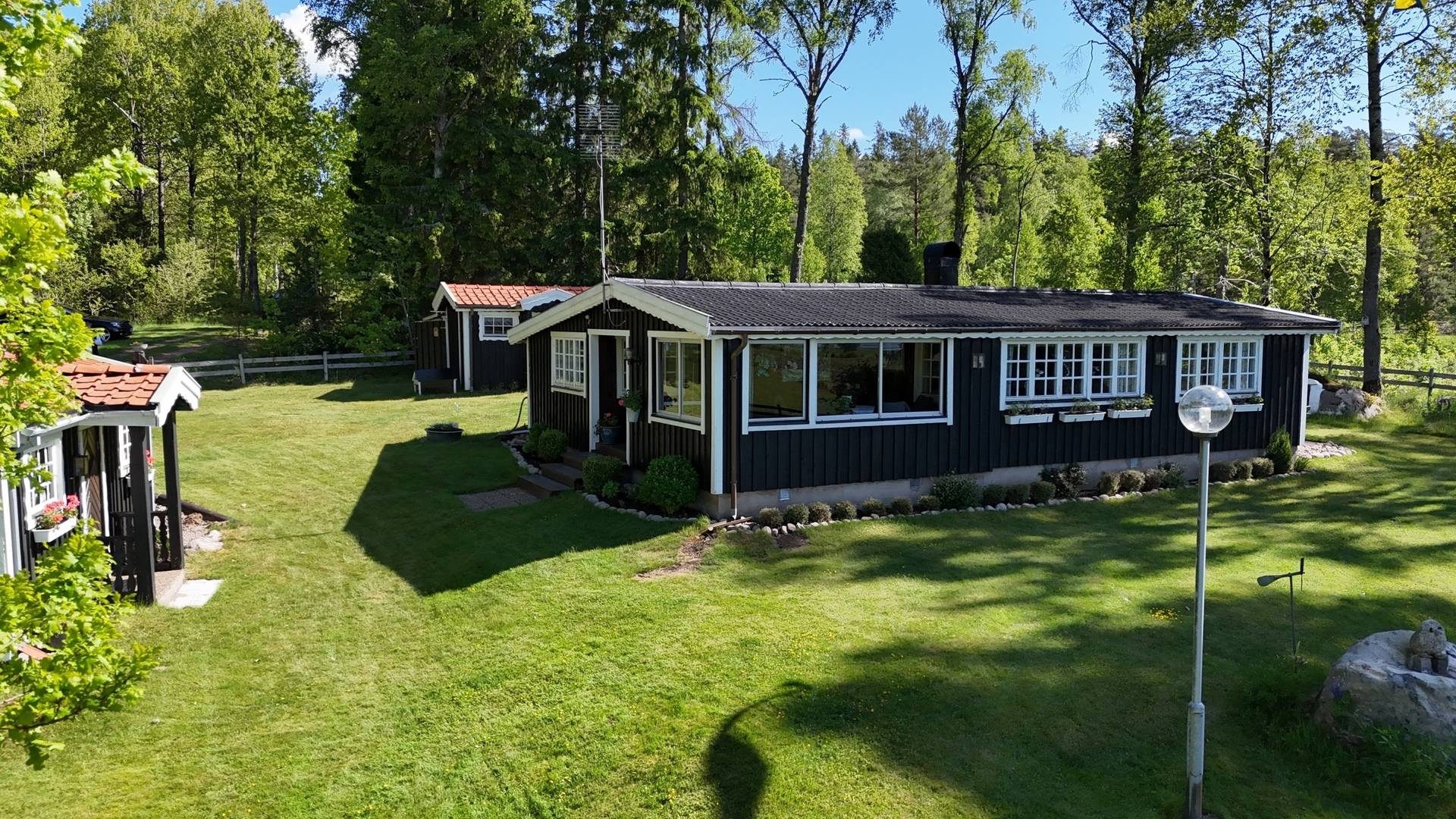 92 m² Fritidsboende på Flahult Solkilen Sjön Flaten Gnosjö kommun - bild 4