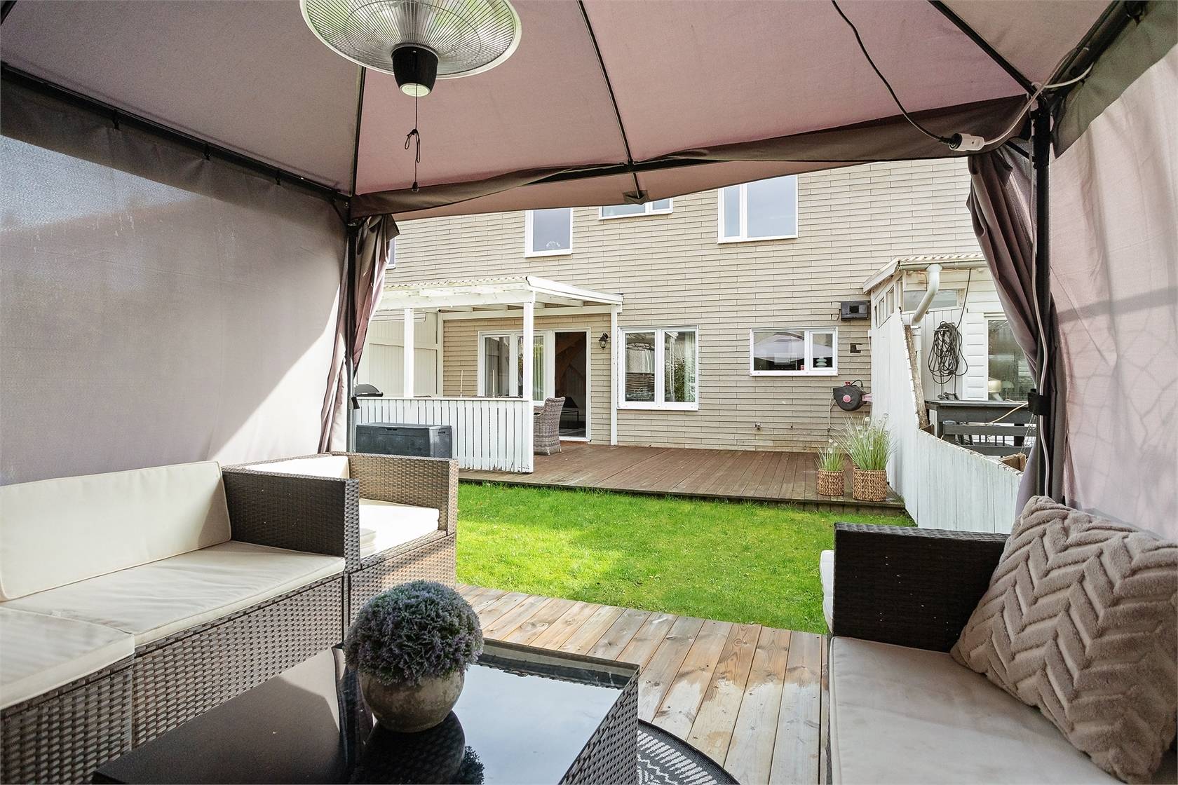 6 rum Radhus på Dalkärrsleden 54 Vällingby - Nälsta Stockholms kommun - bild 26